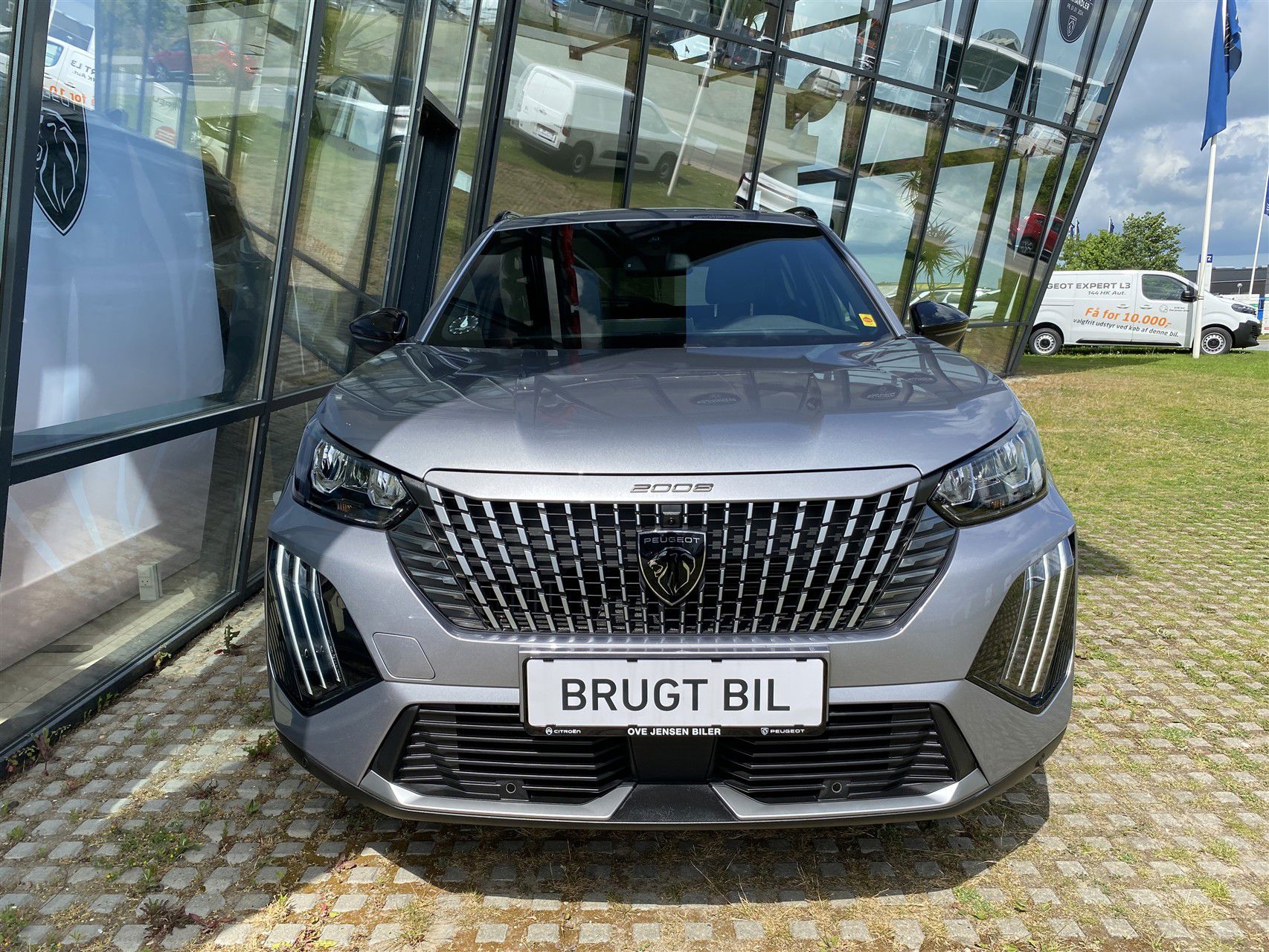 Billede af Peugeot 2008 1,2 PureTech Allure EAT8 130HK 5d 8g Aut.