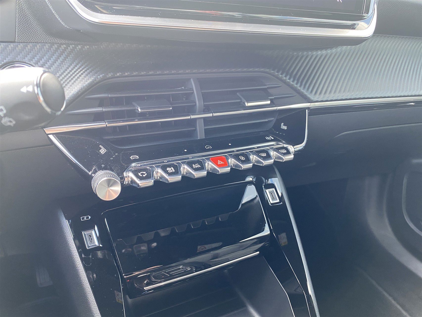 Billede af Peugeot 2008 1,2 PureTech Allure EAT8 130HK 5d 8g Aut.