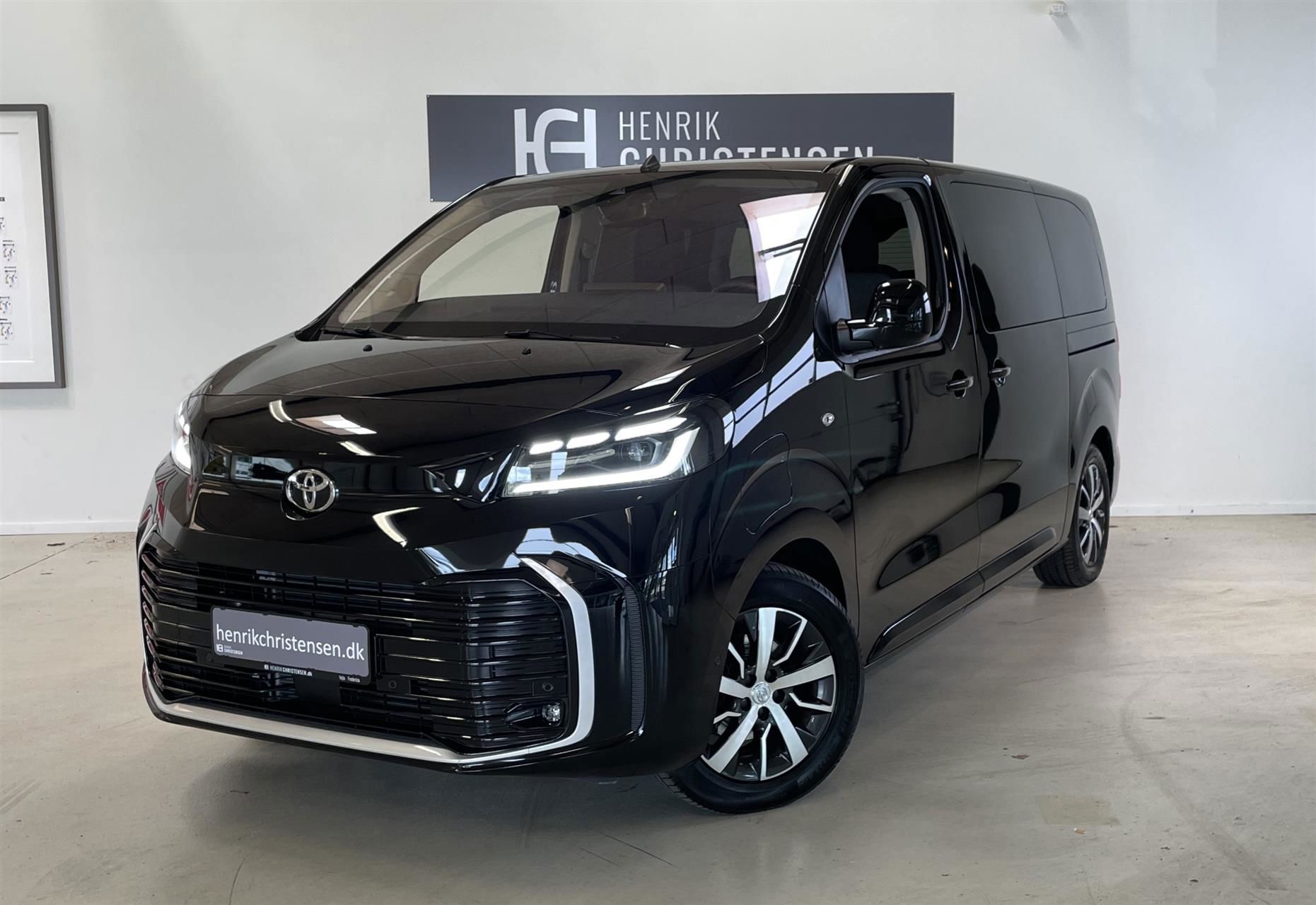 Billede af Toyota Proace Verso Electric Medium EL Family Dobbelt skydedøre 136HK Aut.