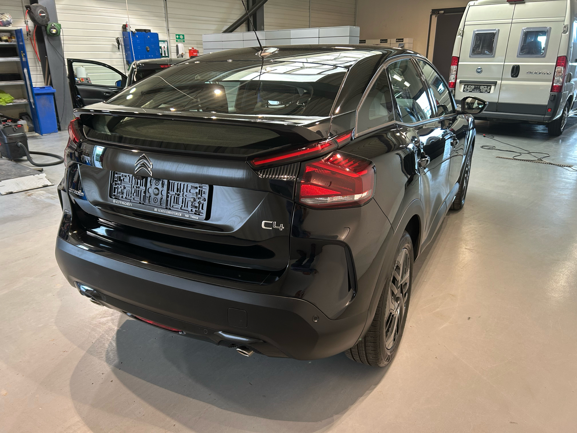 Billede af Citroën C4 1,2 PureTech Shine Ltd. EAT8 130HK 5d 8g Aut.