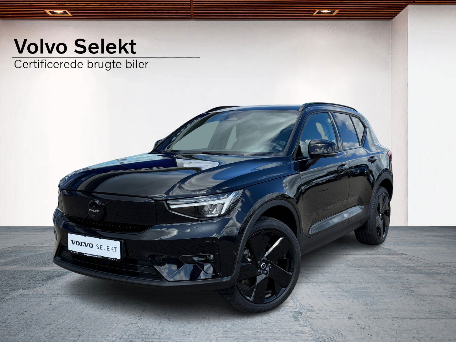Billede af Volvo EX40 Single Motor Extended Range Black Edition 252HK 5d Aut.