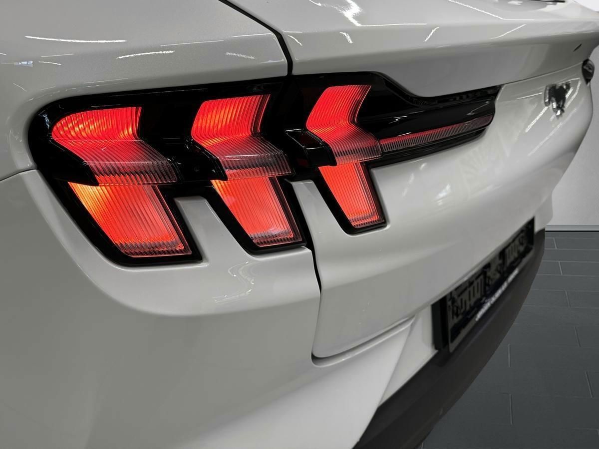 Billede af Ford Mustang Mach-E EL SR 269HK 5d Aut.