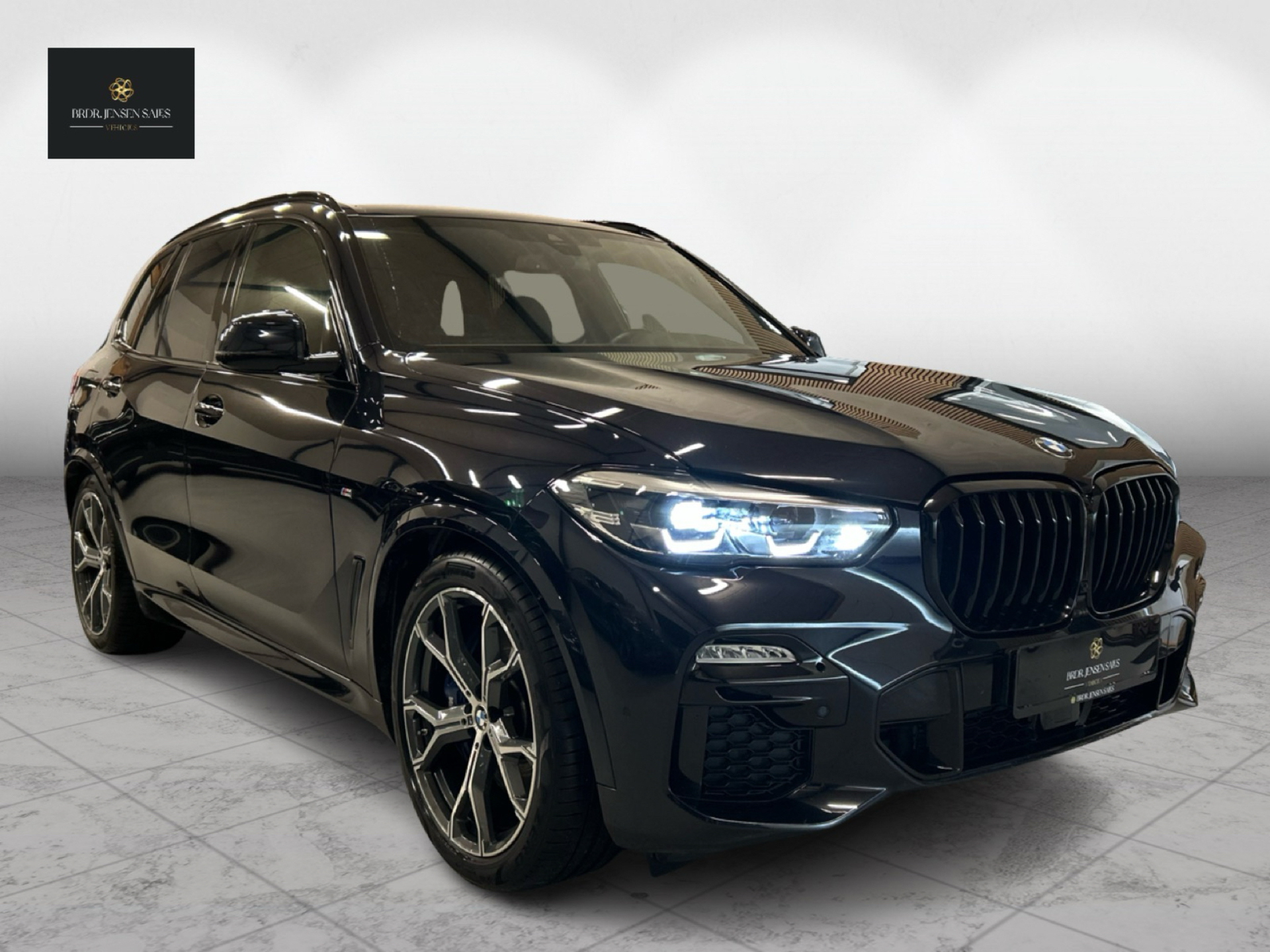 Billede af BMW X5 45e 3,0 Plugin-hybrid M-Sport XDrive Steptronic 399HK 5d 8g Aut.