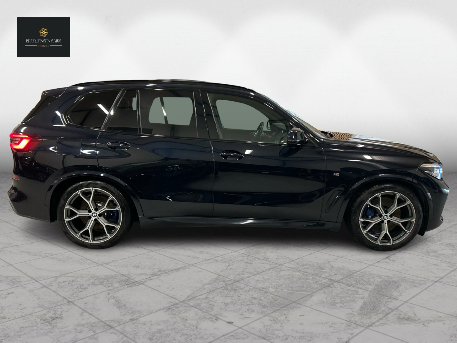 Billede af BMW X5 45e 3,0 Plugin-hybrid M-Sport XDrive Steptronic 399HK 5d 8g Aut.