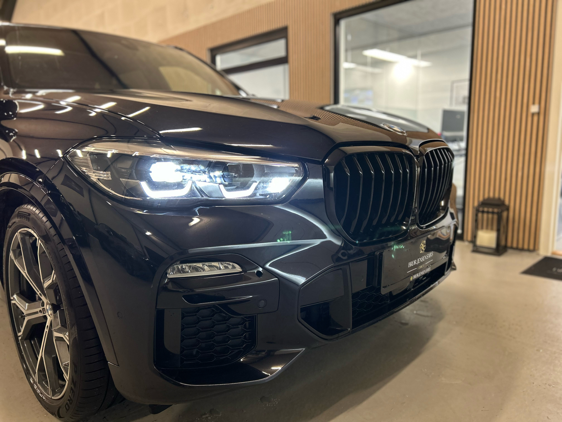 Billede af BMW X5 45e 3,0 Plugin-hybrid M-Sport XDrive Steptronic 399HK 5d 8g Aut.