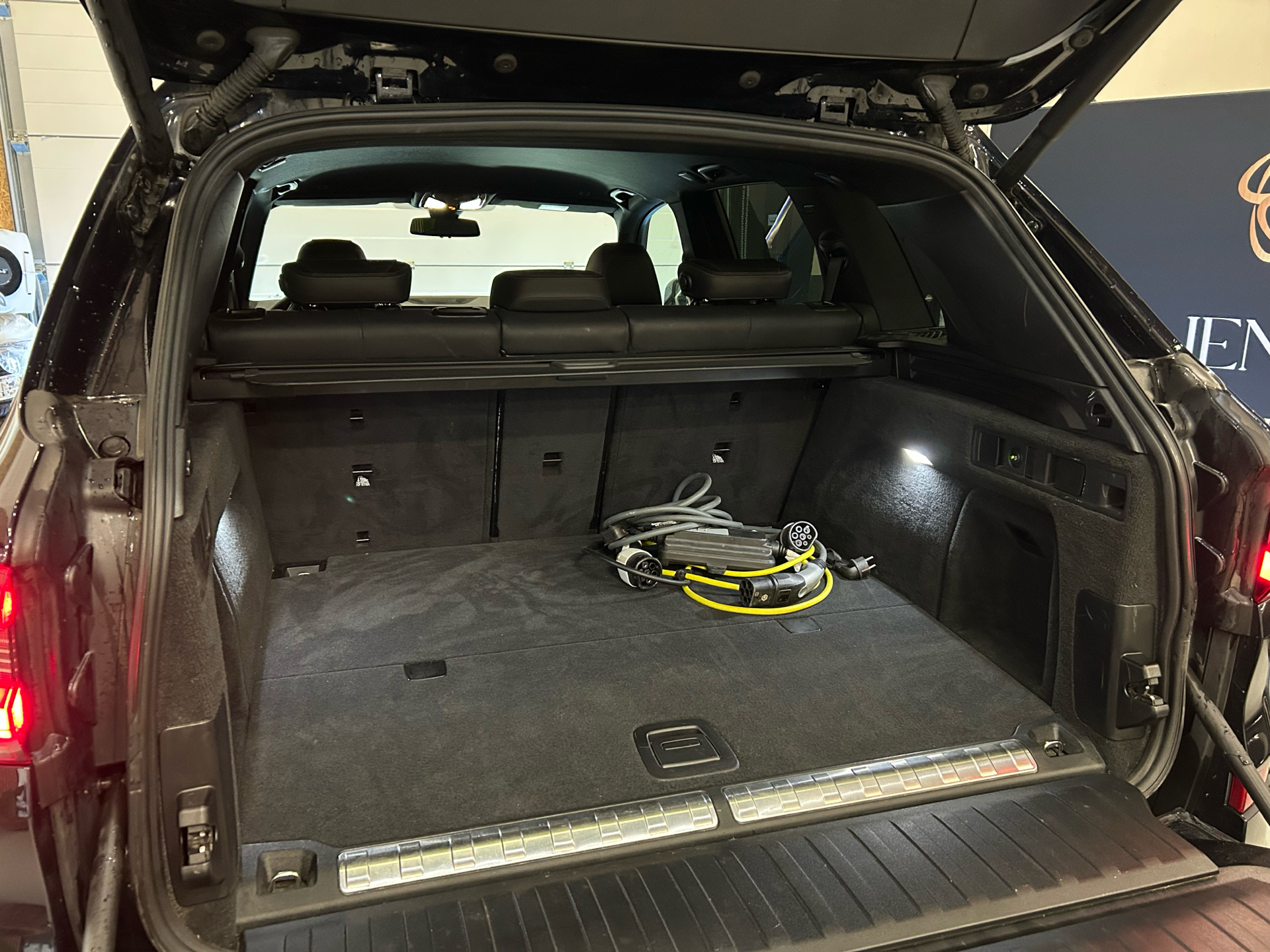 Billede af BMW X5 45e 3,0 Plugin-hybrid M-Sport XDrive Steptronic 399HK 5d 8g Aut.