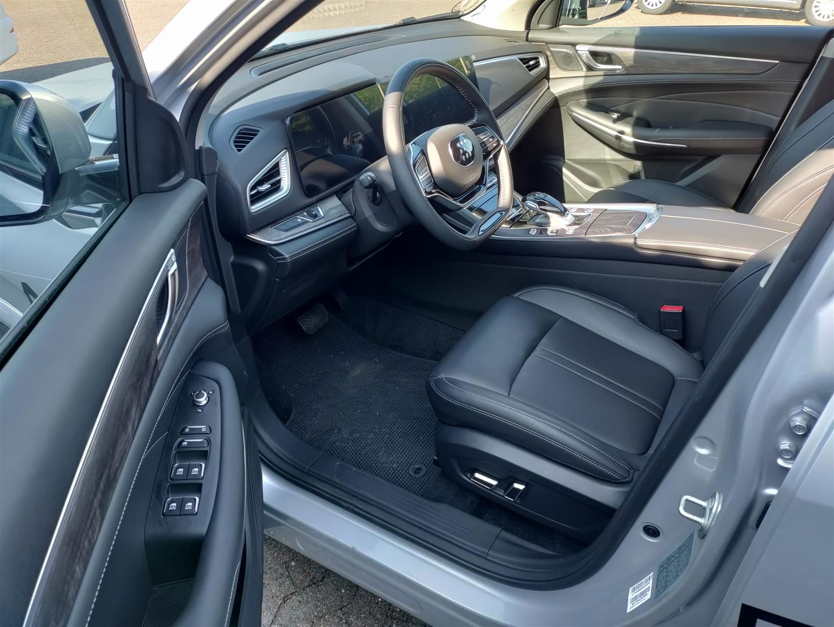 Billede af Navor E5 1,5 Plugin-hybrid Rock E-CVT 218HK 5d Aut.