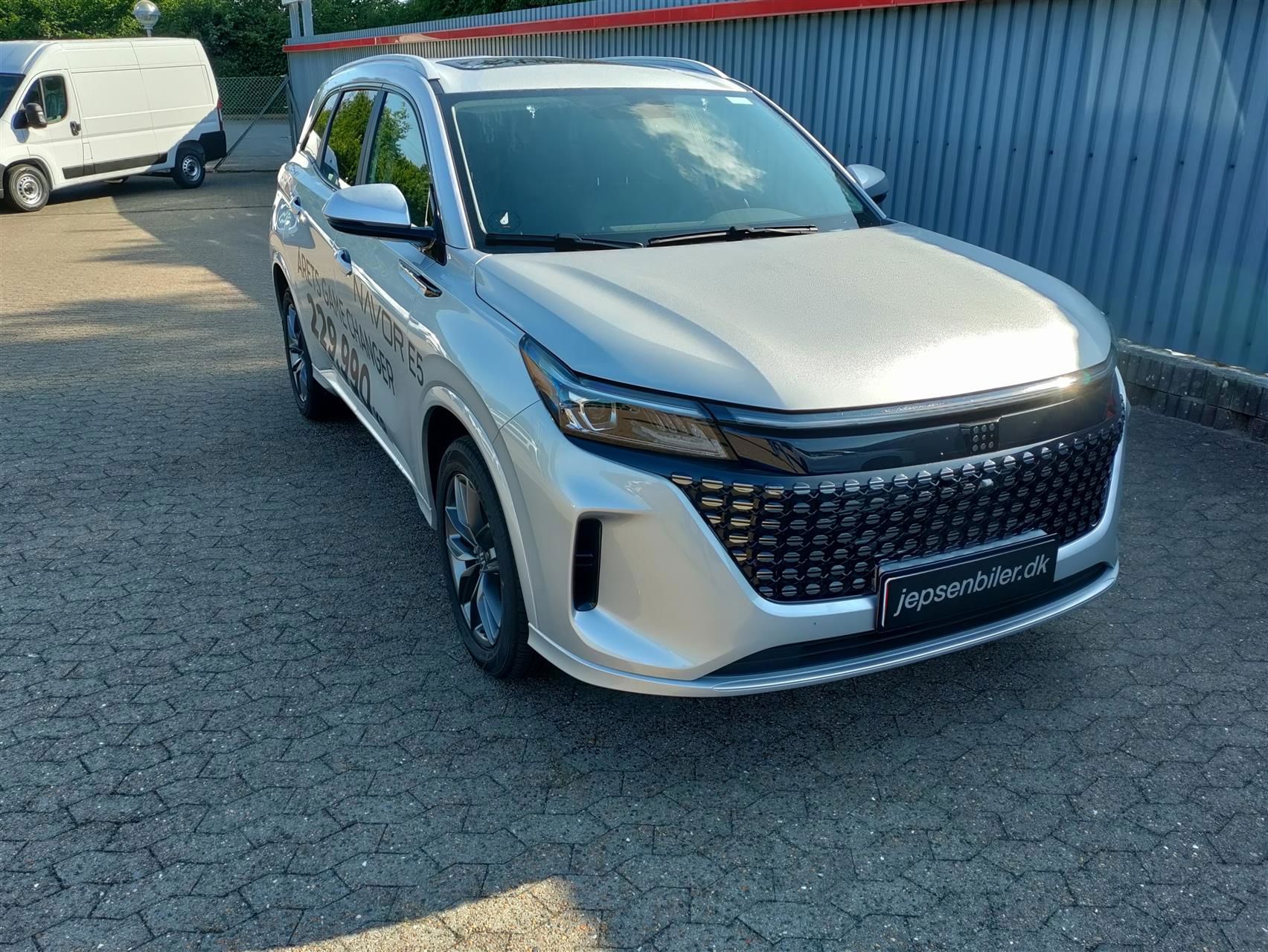 Billede af Navor E5 1,5 Plugin-hybrid Rock E-CVT 218HK 5d Aut.