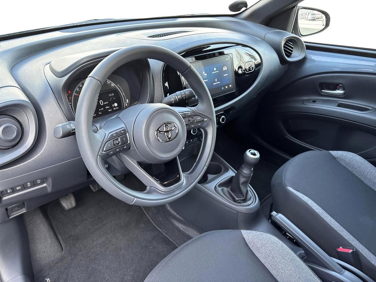 Billede af Toyota Aygo X 1,0 VVT-I Active 72HK 5d