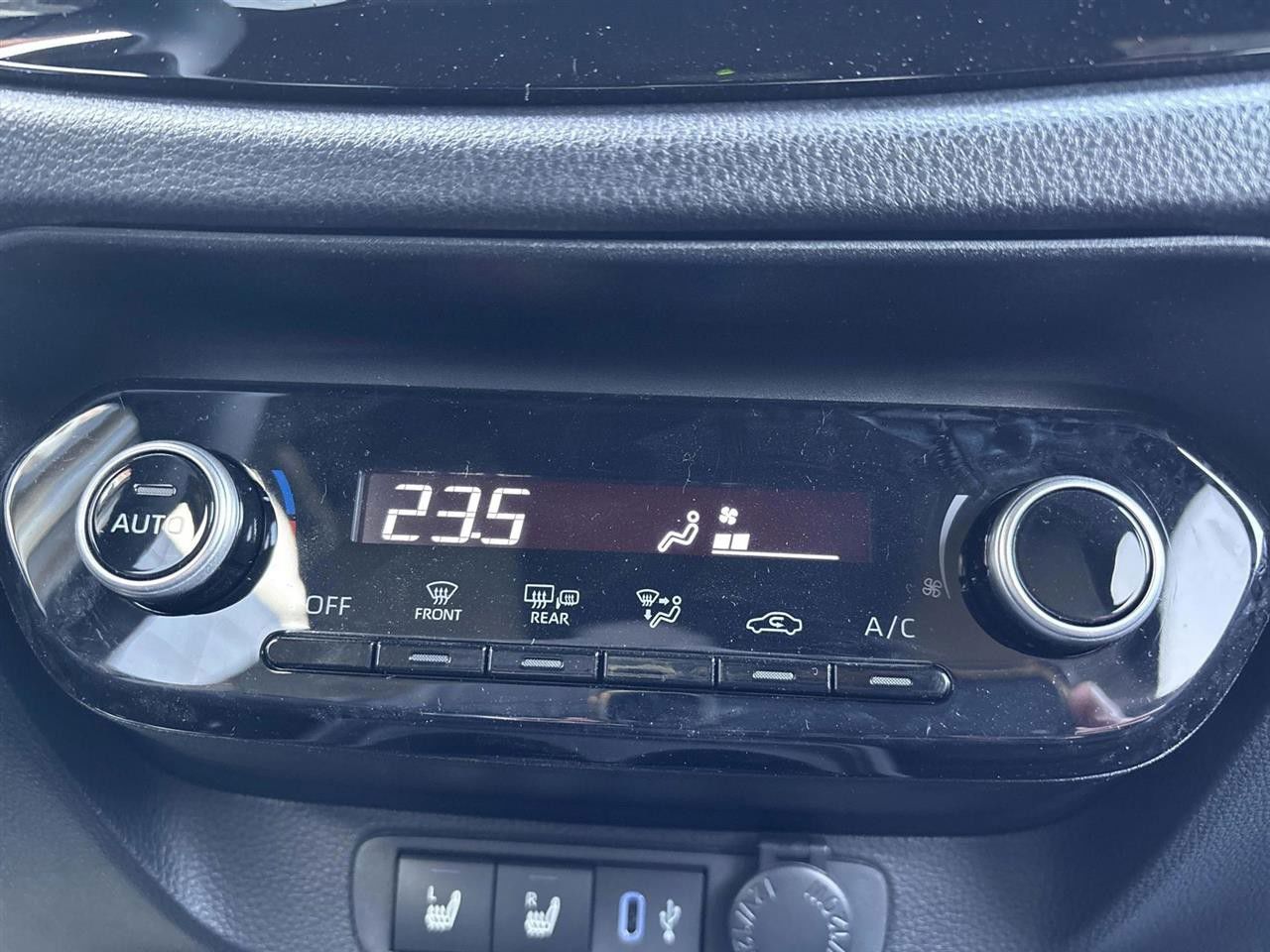 Billede af Toyota Aygo X 1,0 VVT-I Active 72HK 5d