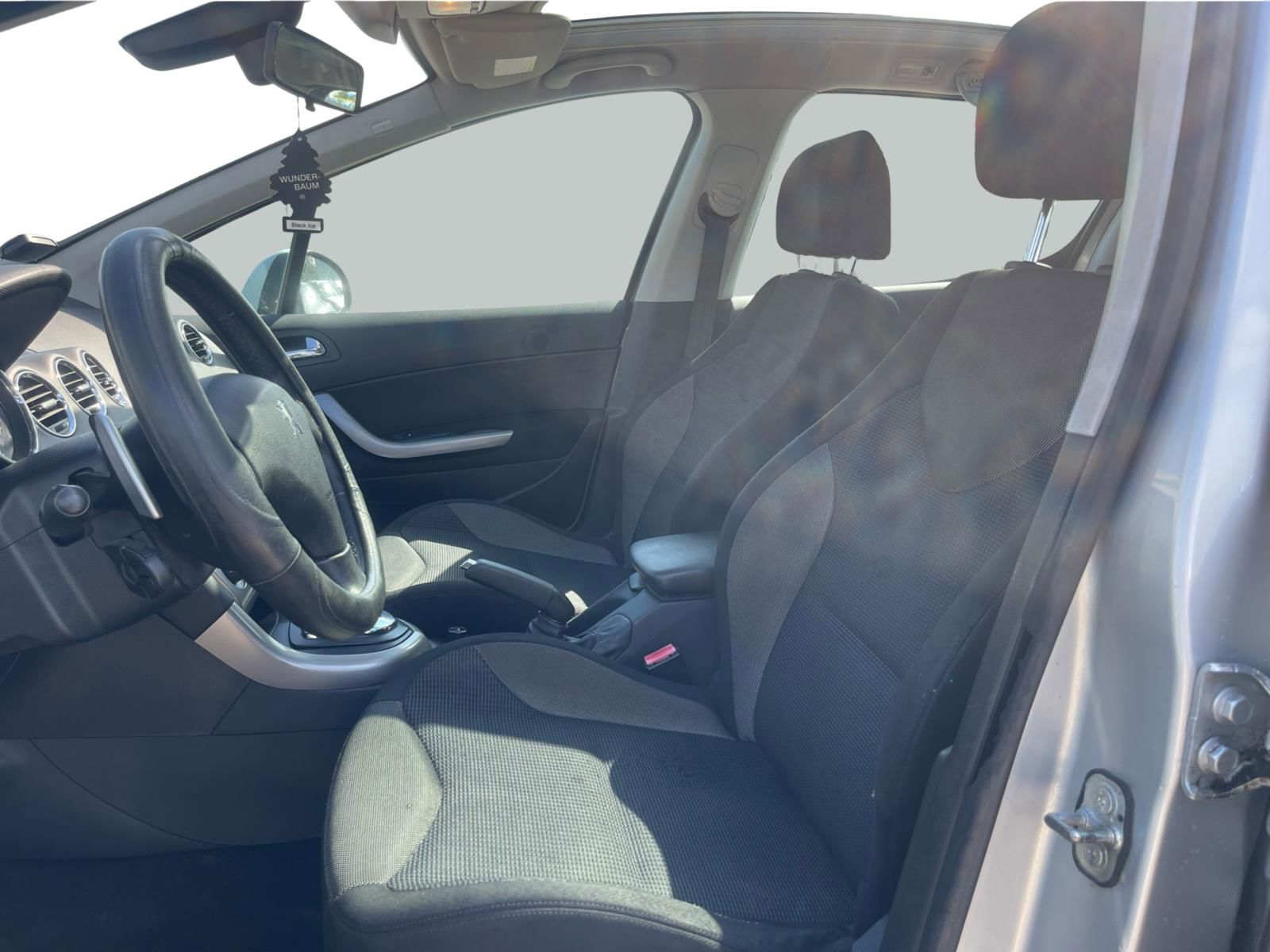 Billede af Peugeot 308 1,6 HDI FAP Premium 2 Tronic 109HK 5d Aut.
