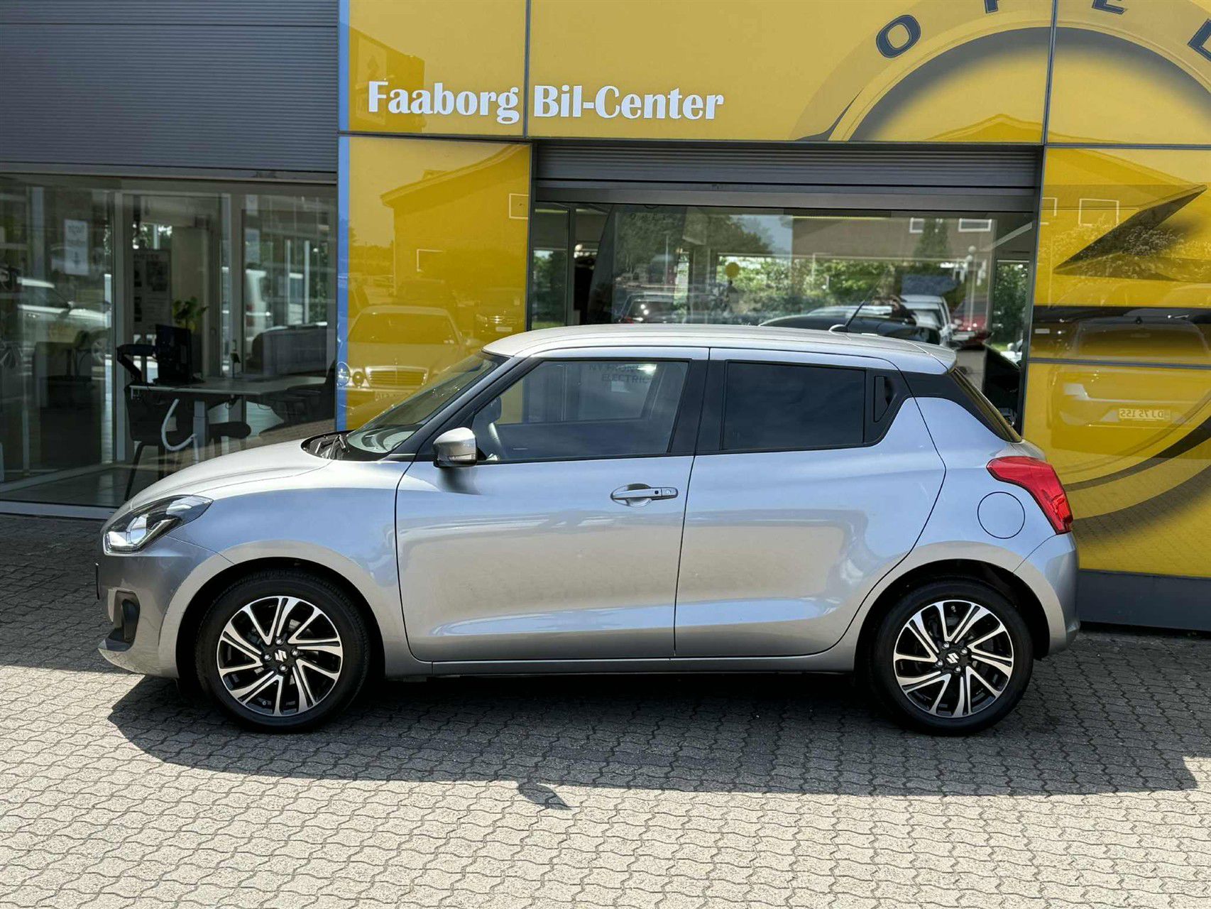 Billede af Suzuki Swift 1,2 Dualjet  Mild hybrid Exclusive AEB 83HK 5d