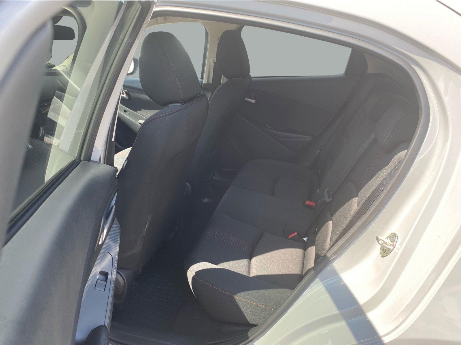 Billede af Mazda 2 1,5 Skyactiv-G Homura 90HK 5d 6g Aut.