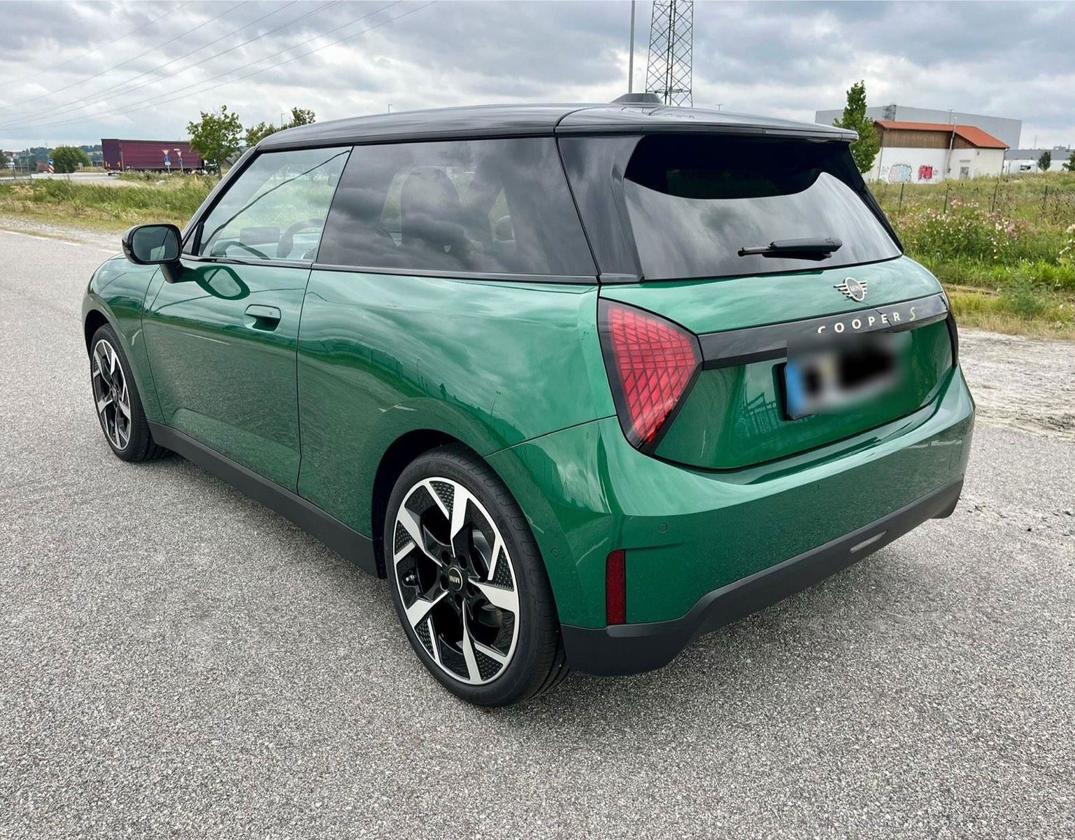Billede af Mini Cooper SE EL Favoured Trim Option Level M 218HK 3d Aut.