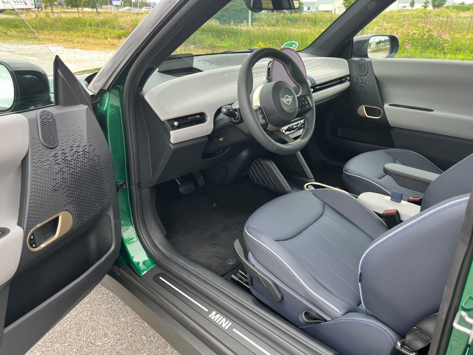 Billede af Mini Cooper SE EL Favoured Trim Option Level M 218HK 3d Aut.
