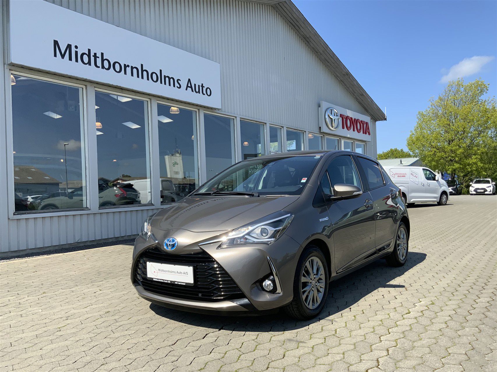 Billede af Toyota Yaris 1,5 Hybrid H2 Premium E-CVT 100HK 5d Trinl. Gear