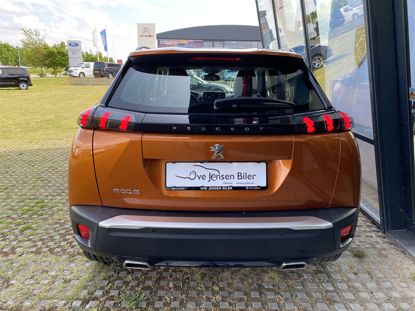 Billede af Peugeot 2008 1,2 PureTech Allure Tour 130HK 5d