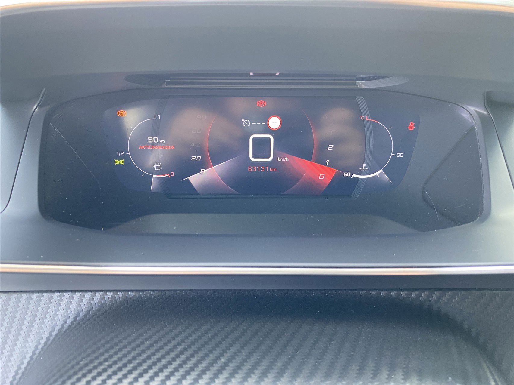 Billede af Peugeot 2008 1,2 PureTech Allure Tour 130HK 5d