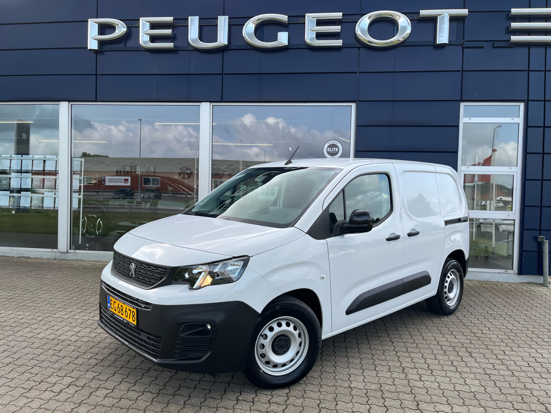 Billede af Peugeot e-Partner L1 V2 EL Plus 136HK Van Aut.