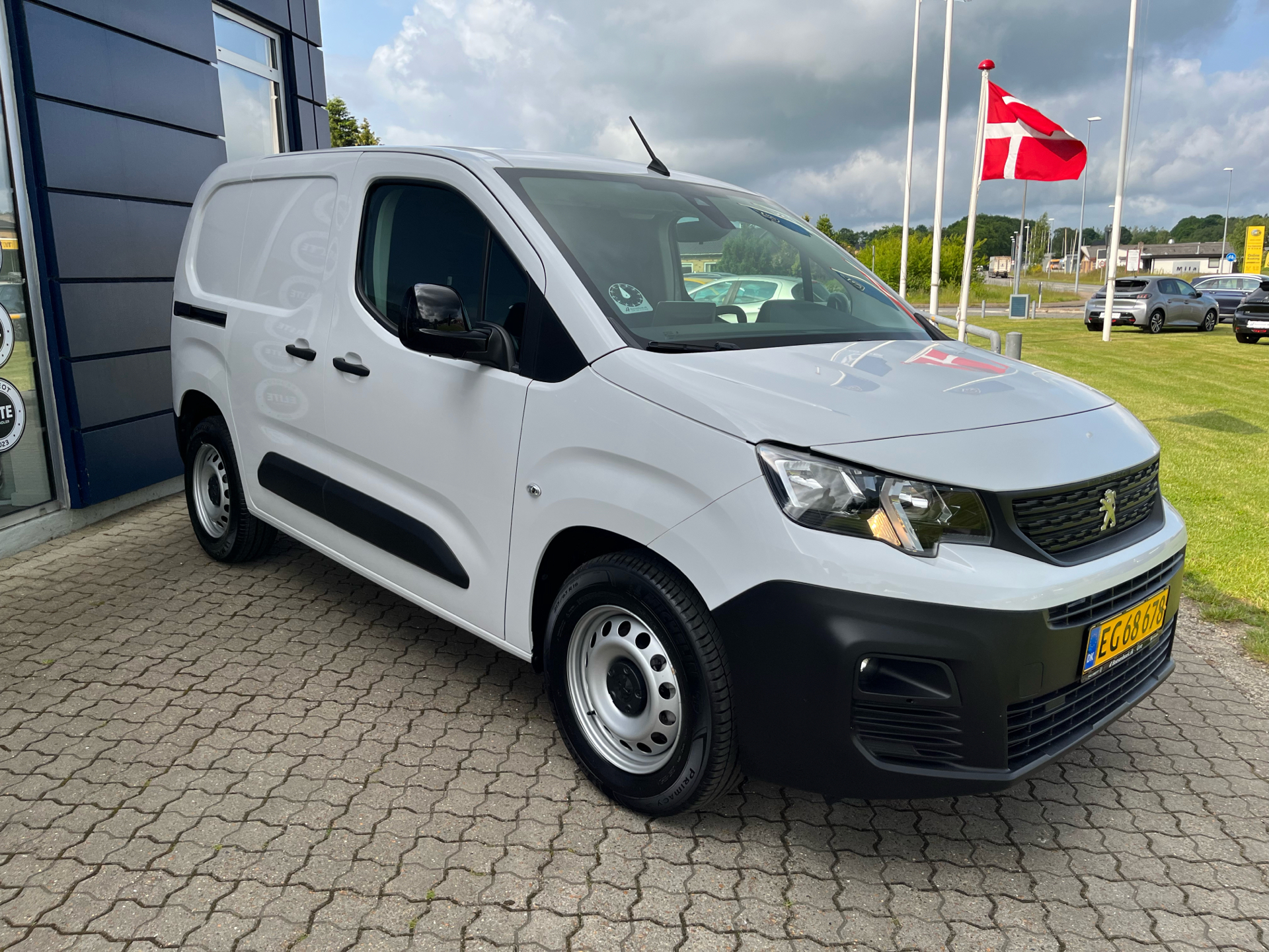 Billede af Peugeot e-Partner L1 V2 EL Plus 136HK Van Aut.