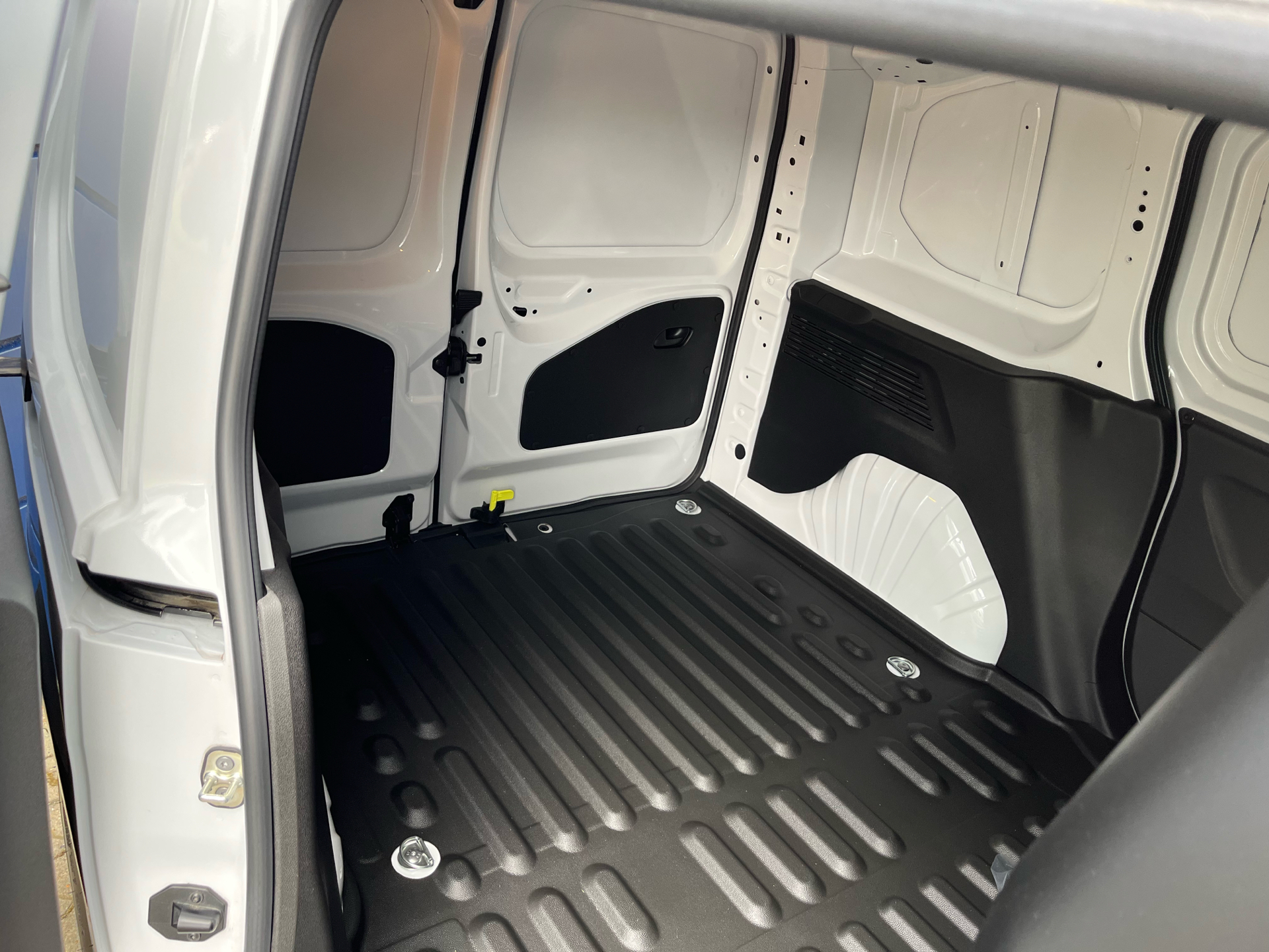 Billede af Peugeot e-Partner L1 V2 EL Plus 136HK Van Aut.