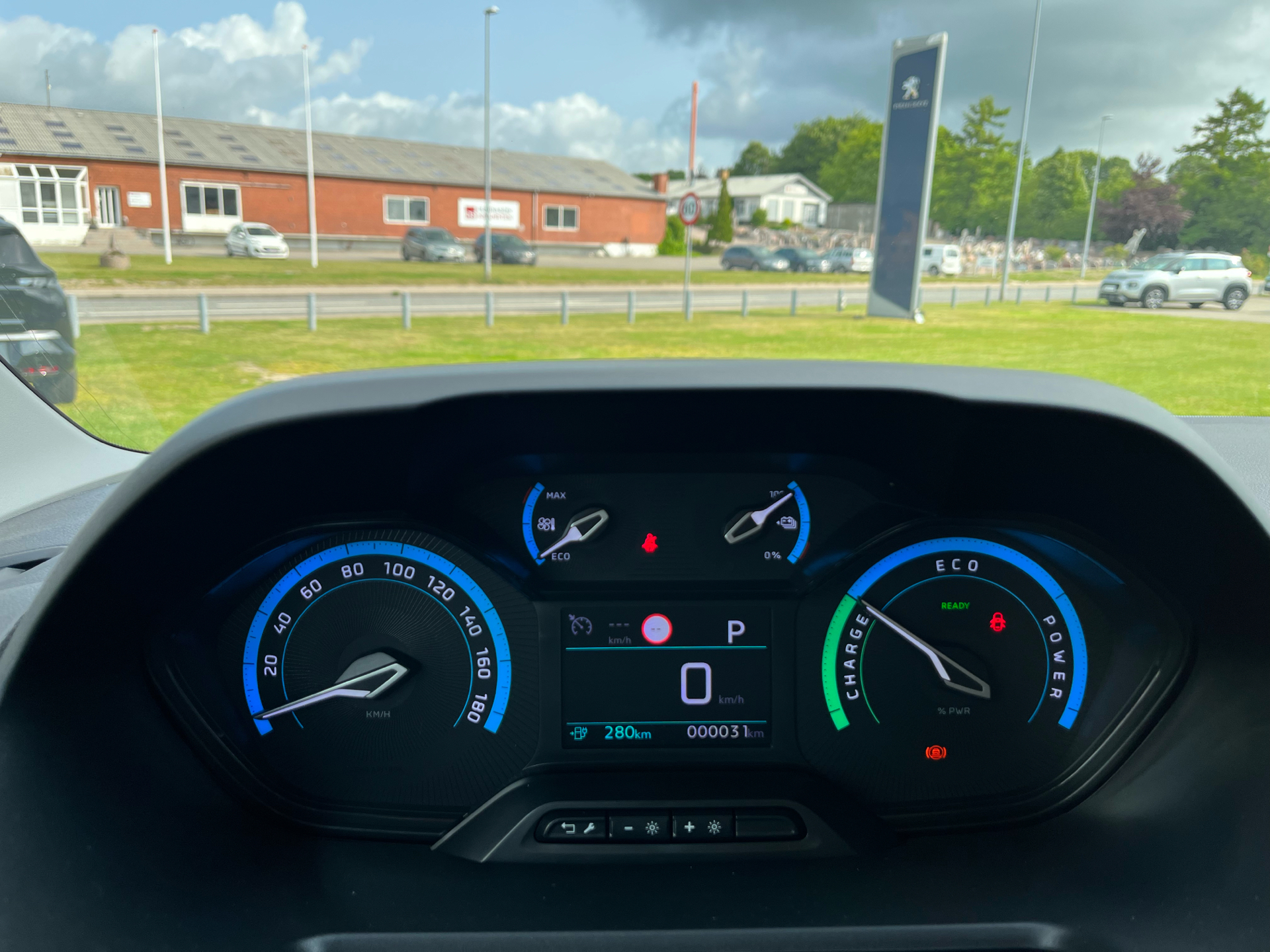 Billede af Peugeot e-Partner L1 V2 EL Plus 136HK Van Aut.
