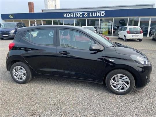 Hyundai i10 1,0 Essential 67HK 5d