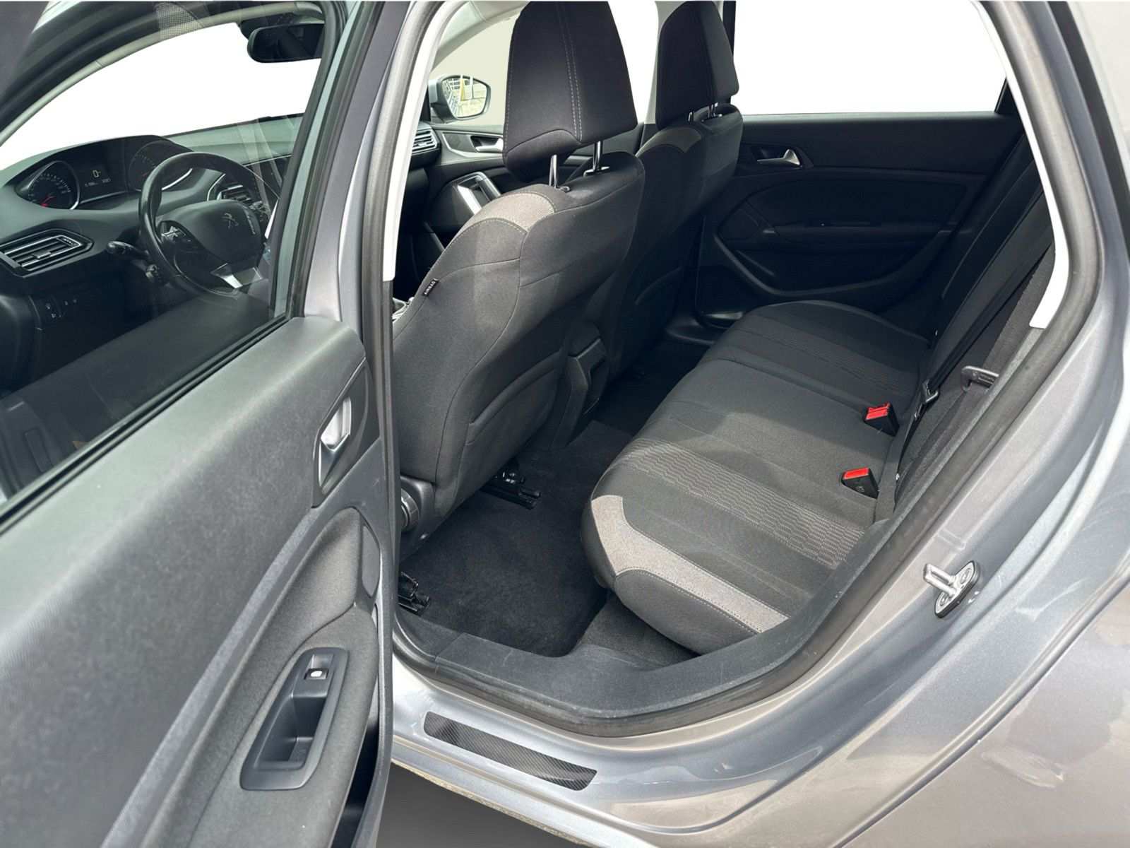 Billede af Peugeot 308 SW 1,6 BlueHDi Style 120HK Stc