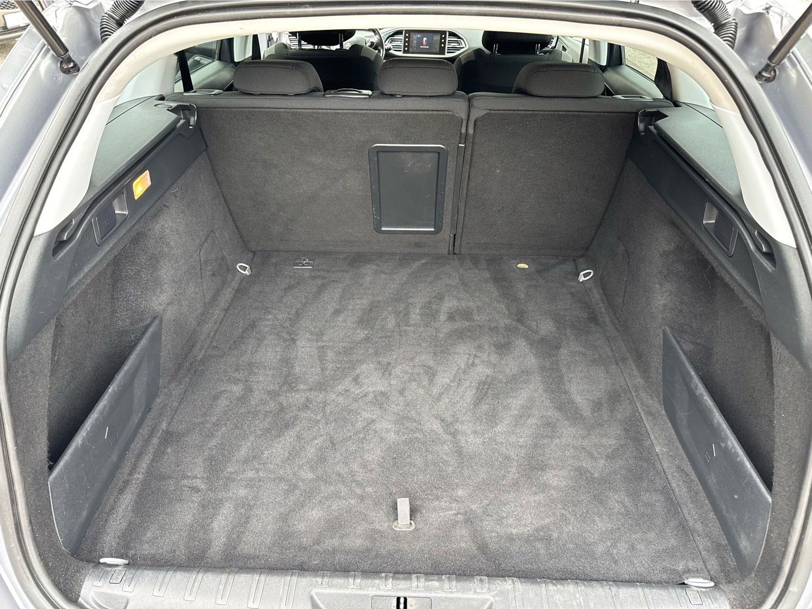 Billede af Peugeot 308 SW 1,6 BlueHDi Style 120HK Stc