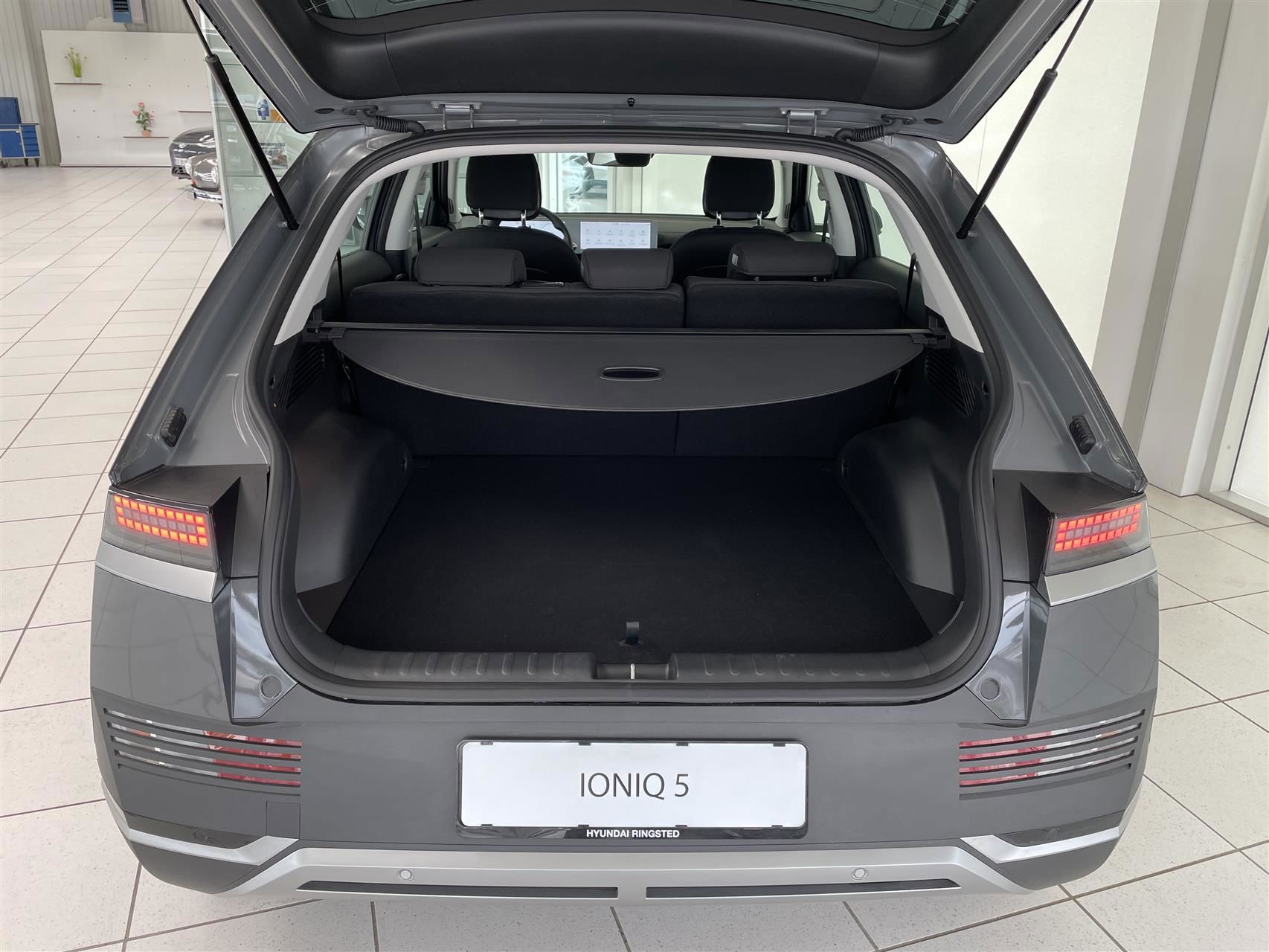 Billede af Hyundai Ioniq 5 Electric 77,4 kWh Essential 229HK 5d Trinl. Gear