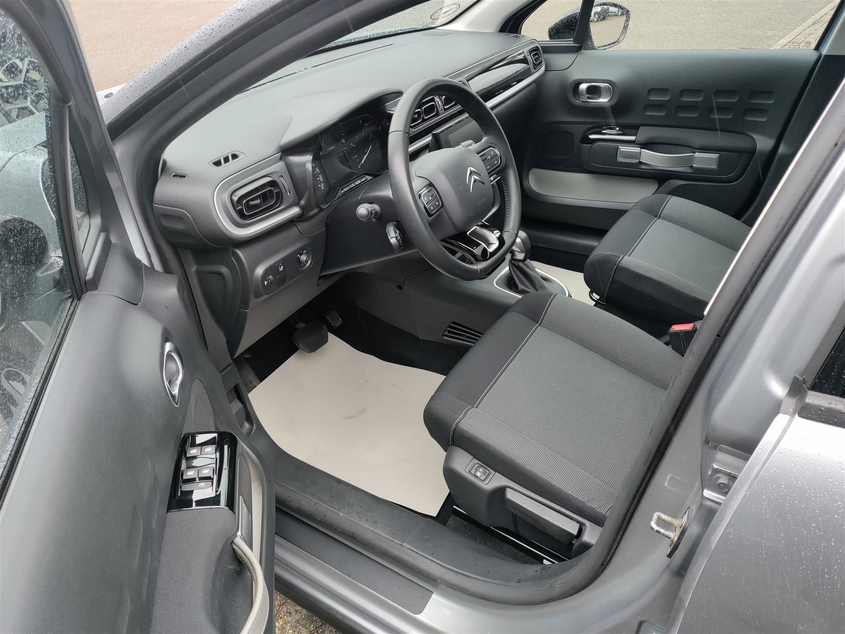 Billede af Citroën C3 1,2 PureTech Triumph EAT6 110HK 5d 6g Aut.