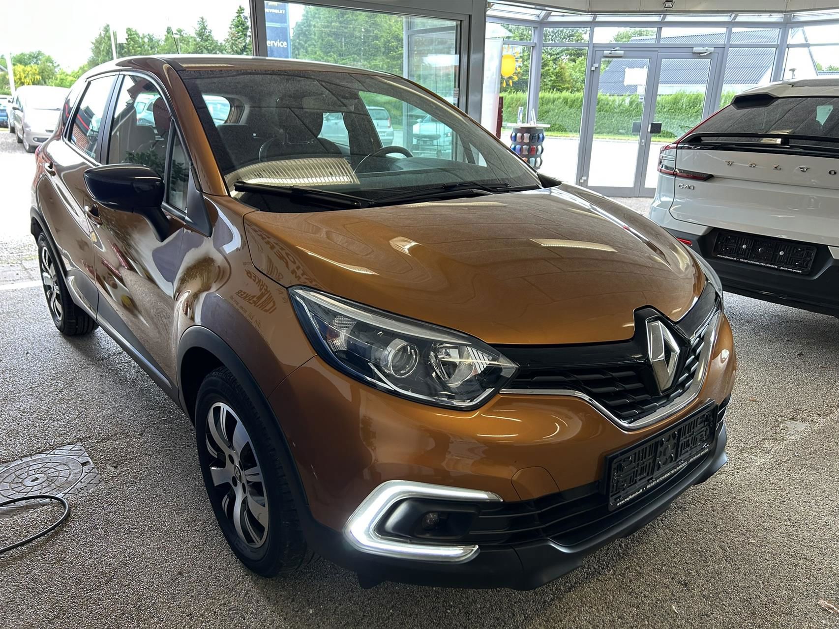 Billede af Renault Captur 1,2 TCE Zen EDC 120HK 5d 6g Aut.