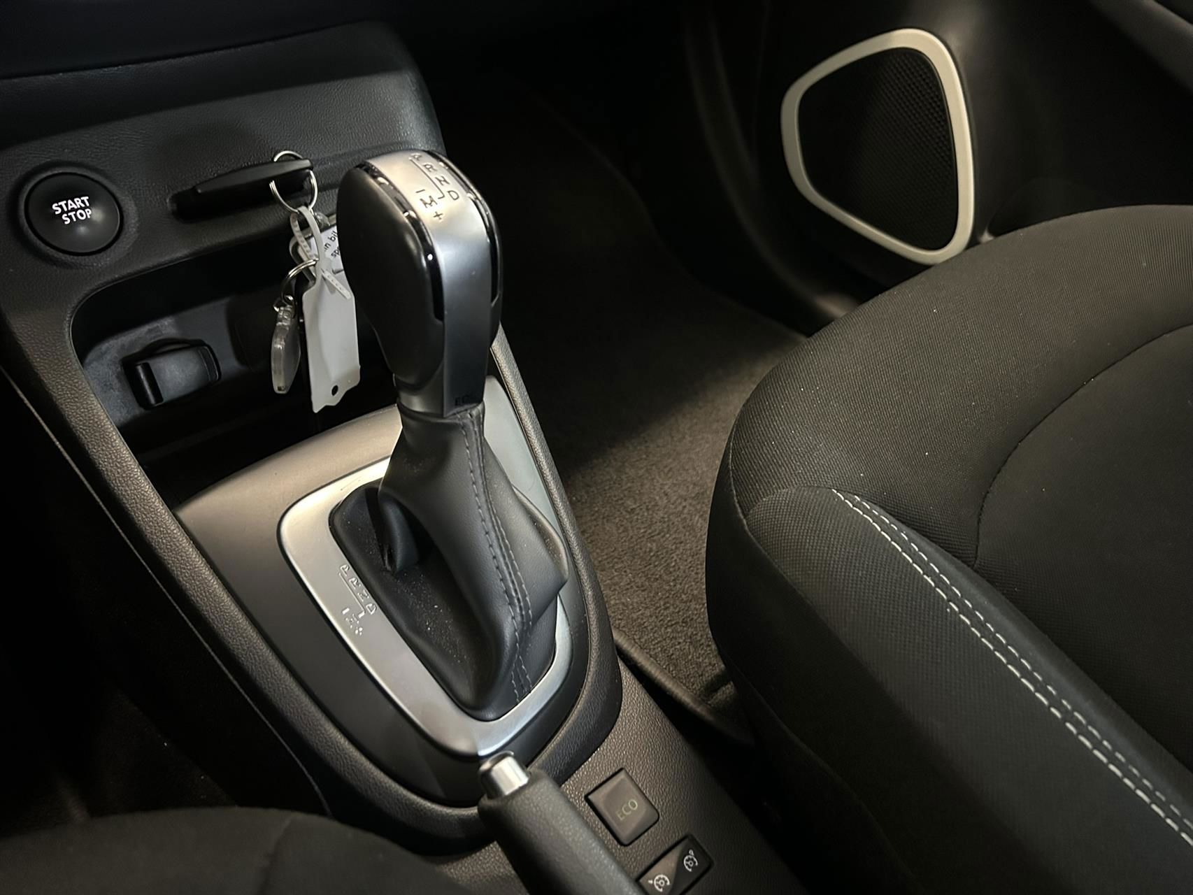 Billede af Renault Captur 1,2 TCE Zen EDC 120HK 5d 6g Aut.