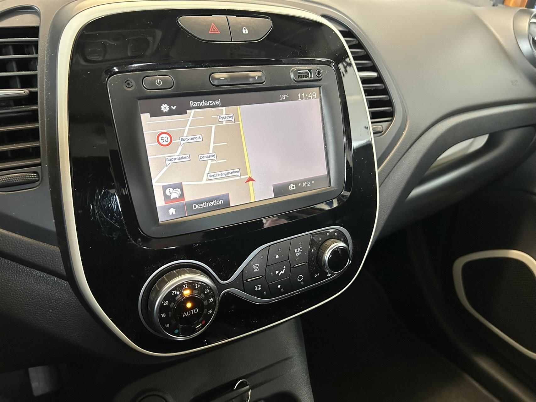 Billede af Renault Captur 1,2 TCE Zen EDC 120HK 5d 6g Aut.