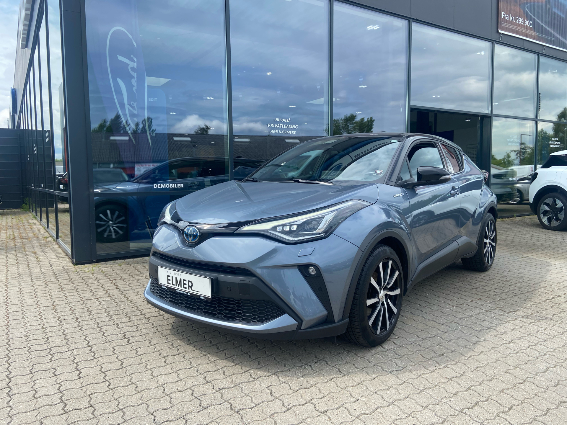 Billede af Toyota C-HR 1,8 Hybrid C-LUB Premium Multidrive S 122HK 5d Aut.