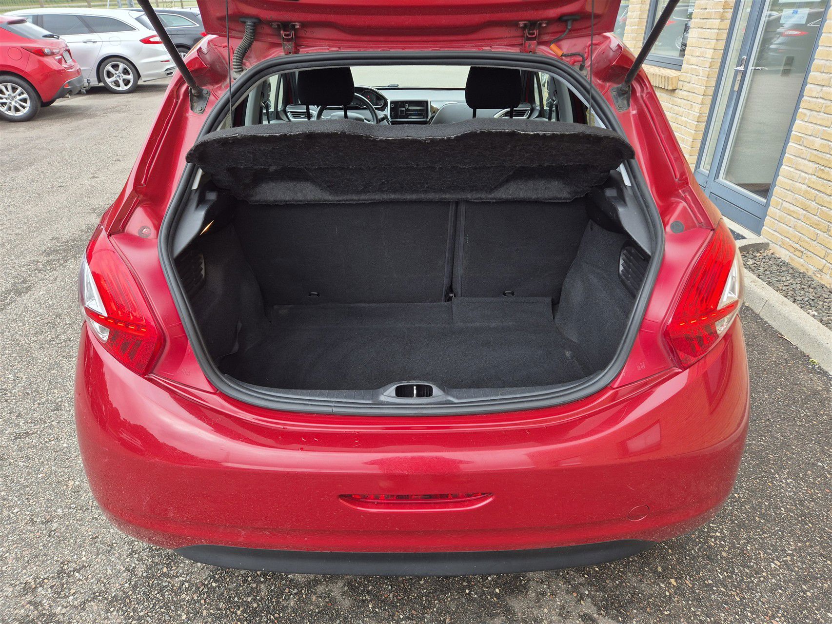 Billede af Peugeot 208 1,2 VTi Style 82HK 5d