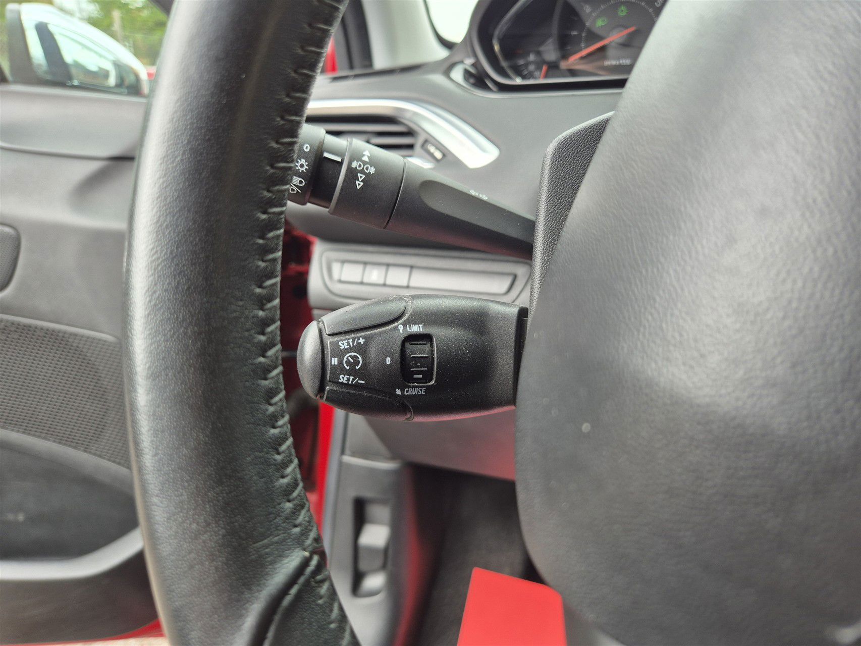 Billede af Peugeot 208 1,2 VTi Style 82HK 5d