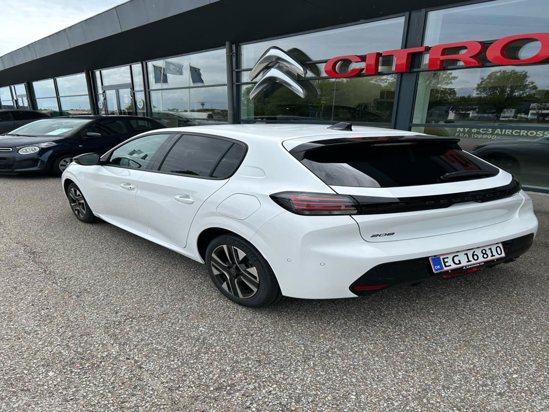 Billede af Peugeot 208 1,2 PureTech Allure+ 100HK 5d 6g