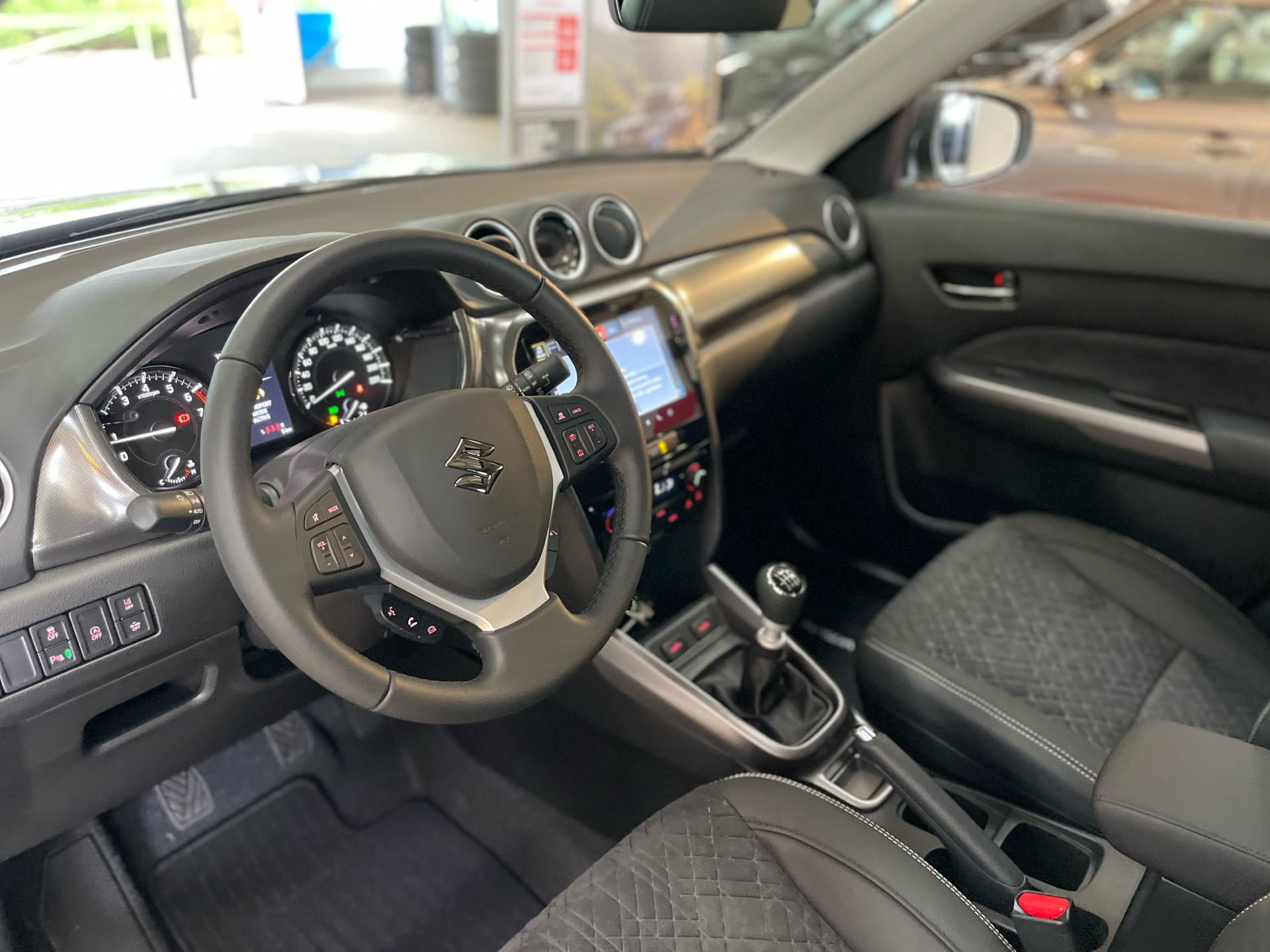 Billede af Suzuki Vitara 1,4 Boosterjet  Mild hybrid Adventure 129HK 5d 6g