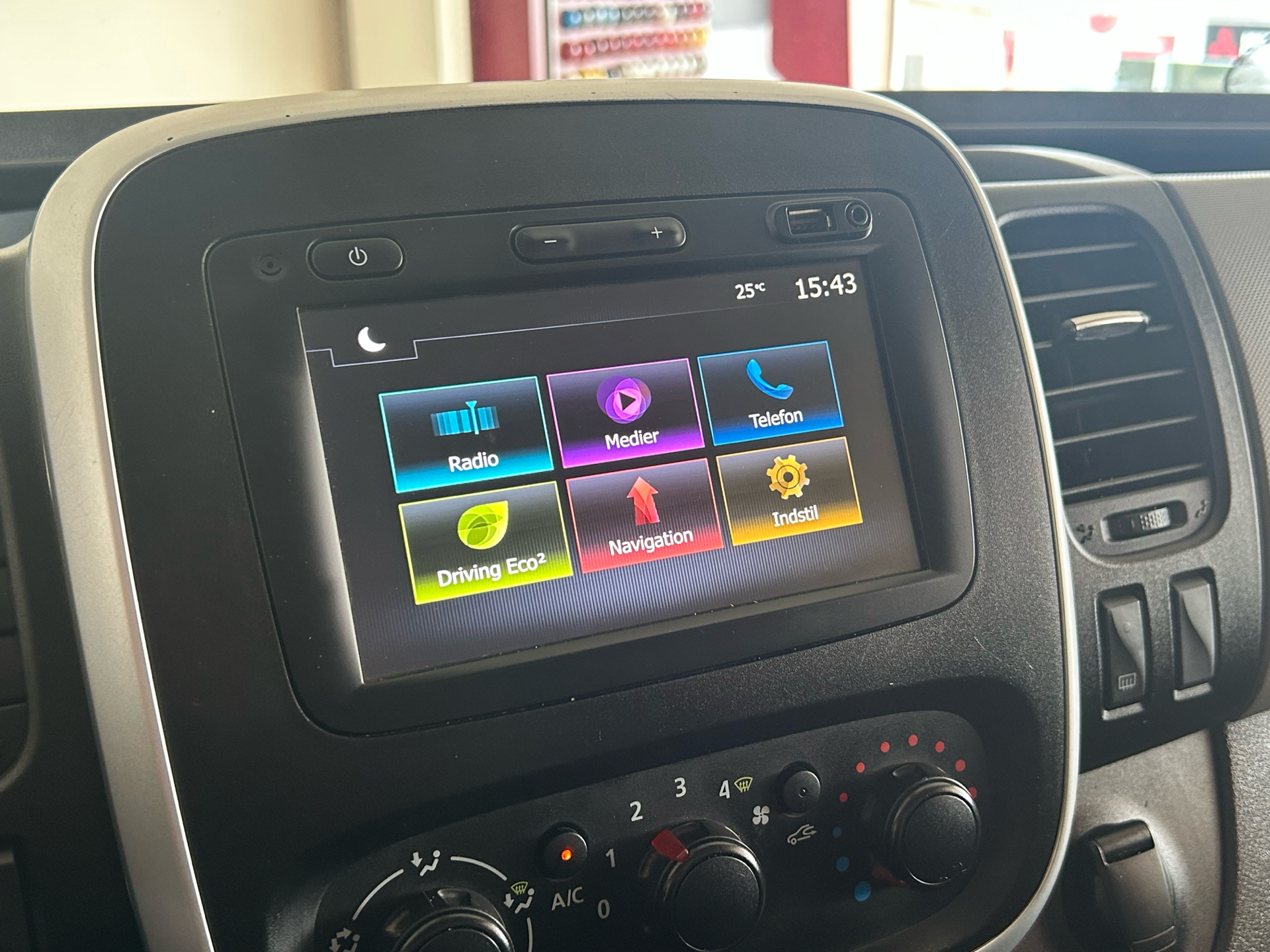 Billede af Renault Trafic T29 L2H2 1,6 DCI start/stop 125HK Van 6g