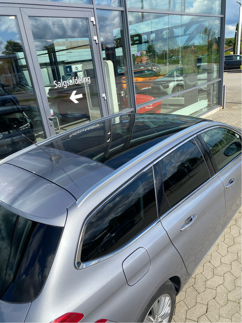 Billede af Peugeot 308 SW 1,6 BlueHDi Allure Sky EAT6 120HK Stc 6g Aut.