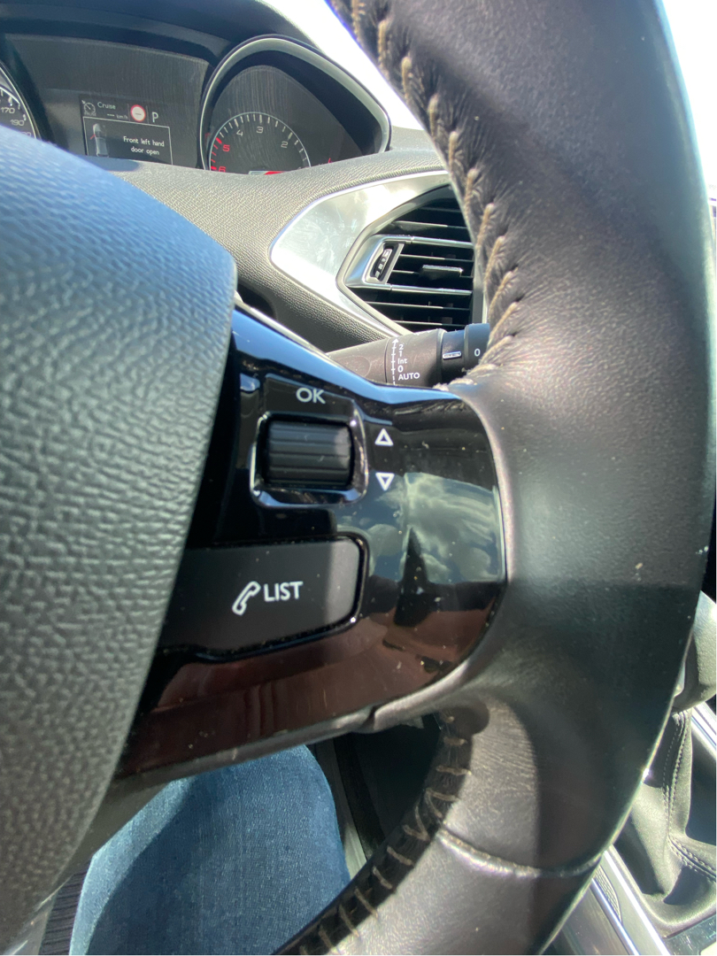 Billede af Peugeot 308 SW 1,6 BlueHDi Allure Sky EAT6 120HK Stc 6g Aut.