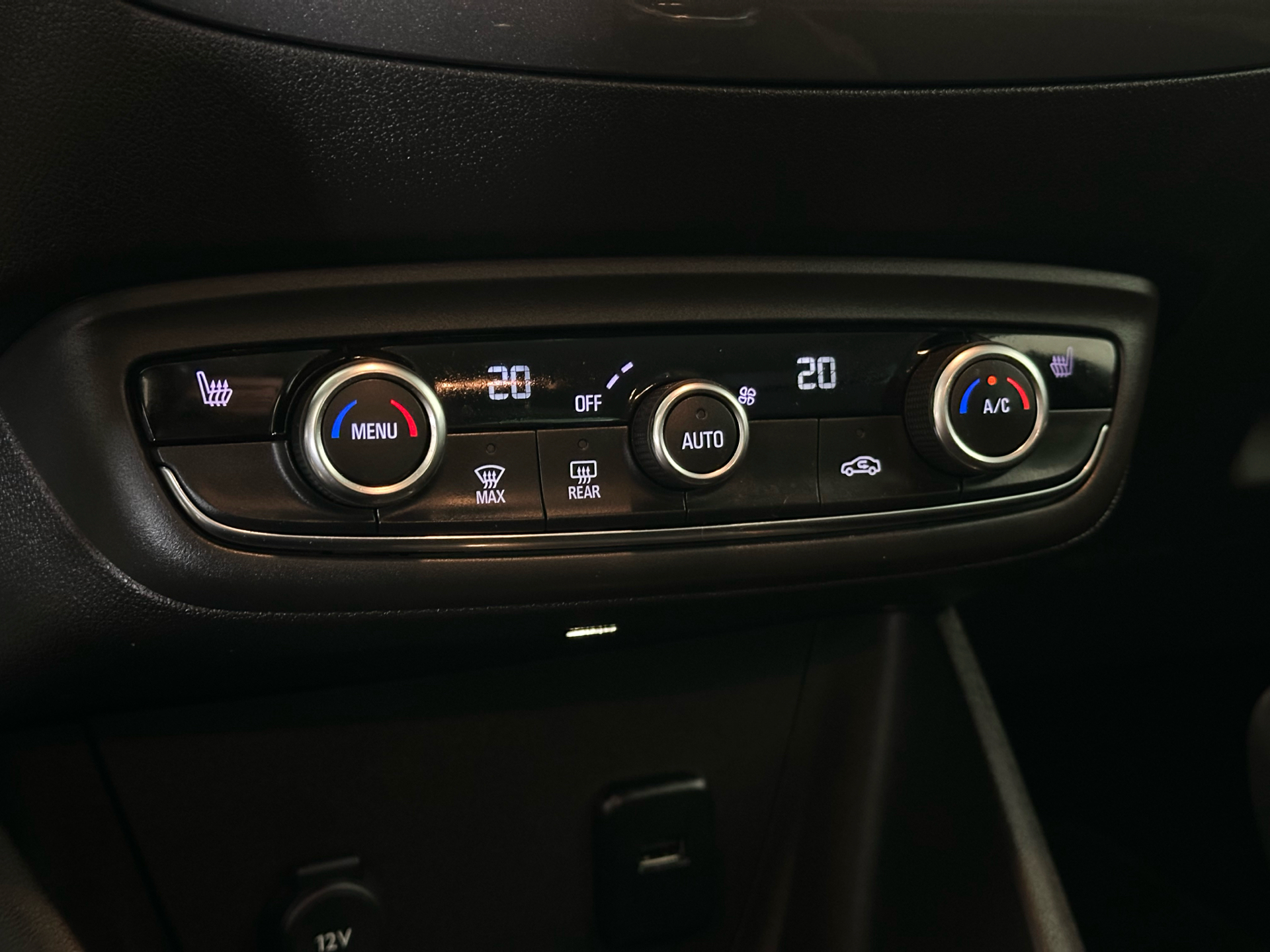 Billede af Opel Crossland X 1,2 Turbo Innovation Start/Stop 130HK 5d 6g