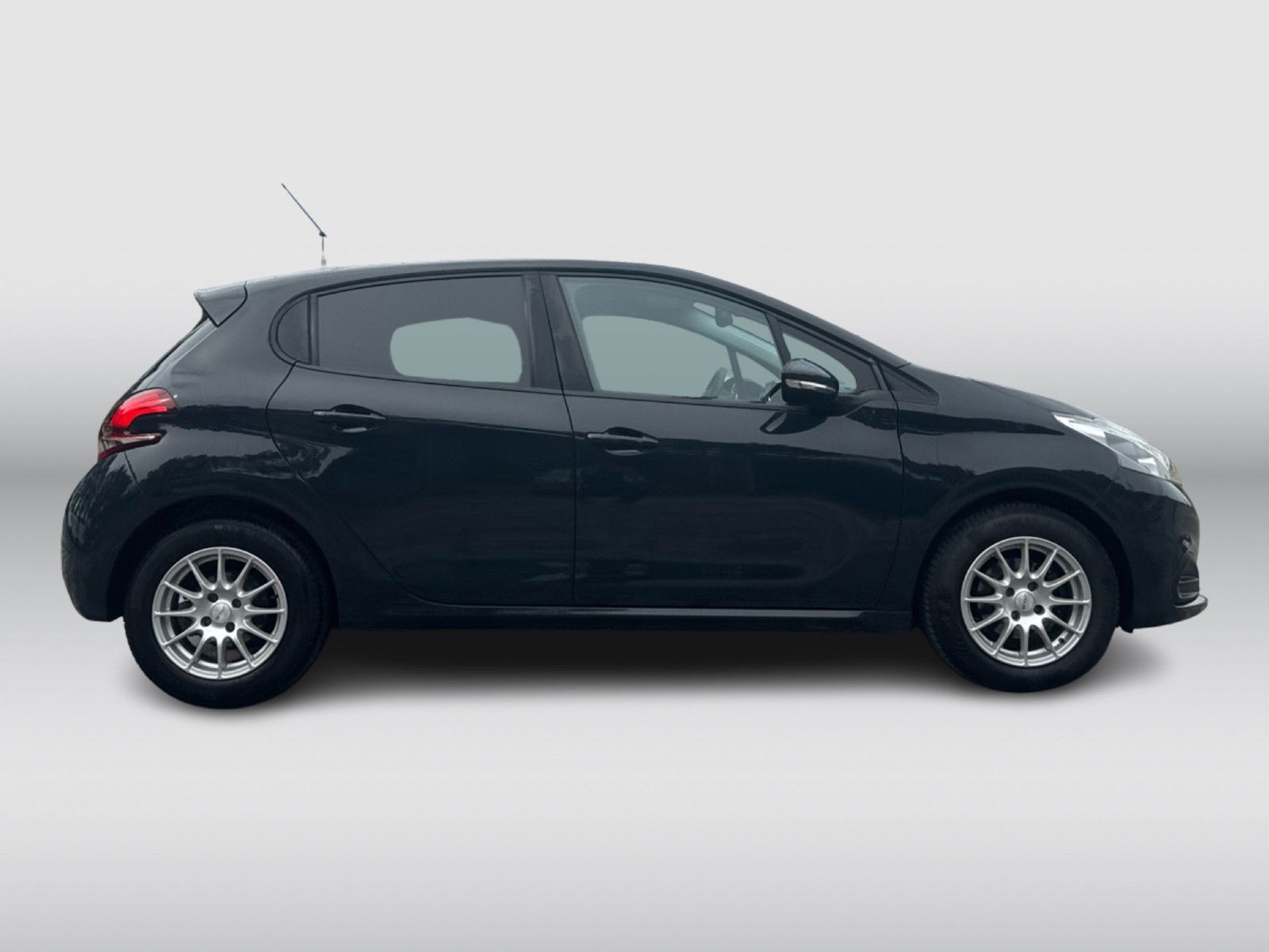 Billede af Peugeot 208 1,6 BlueHDi Chili Plus 100HK 5d