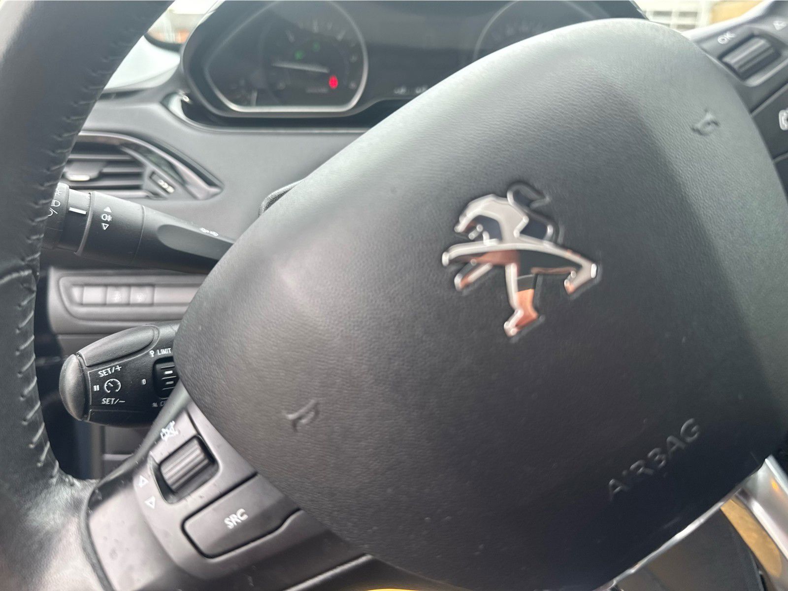 Billede af Peugeot 208 1,6 BlueHDi Chili Plus 100HK 5d