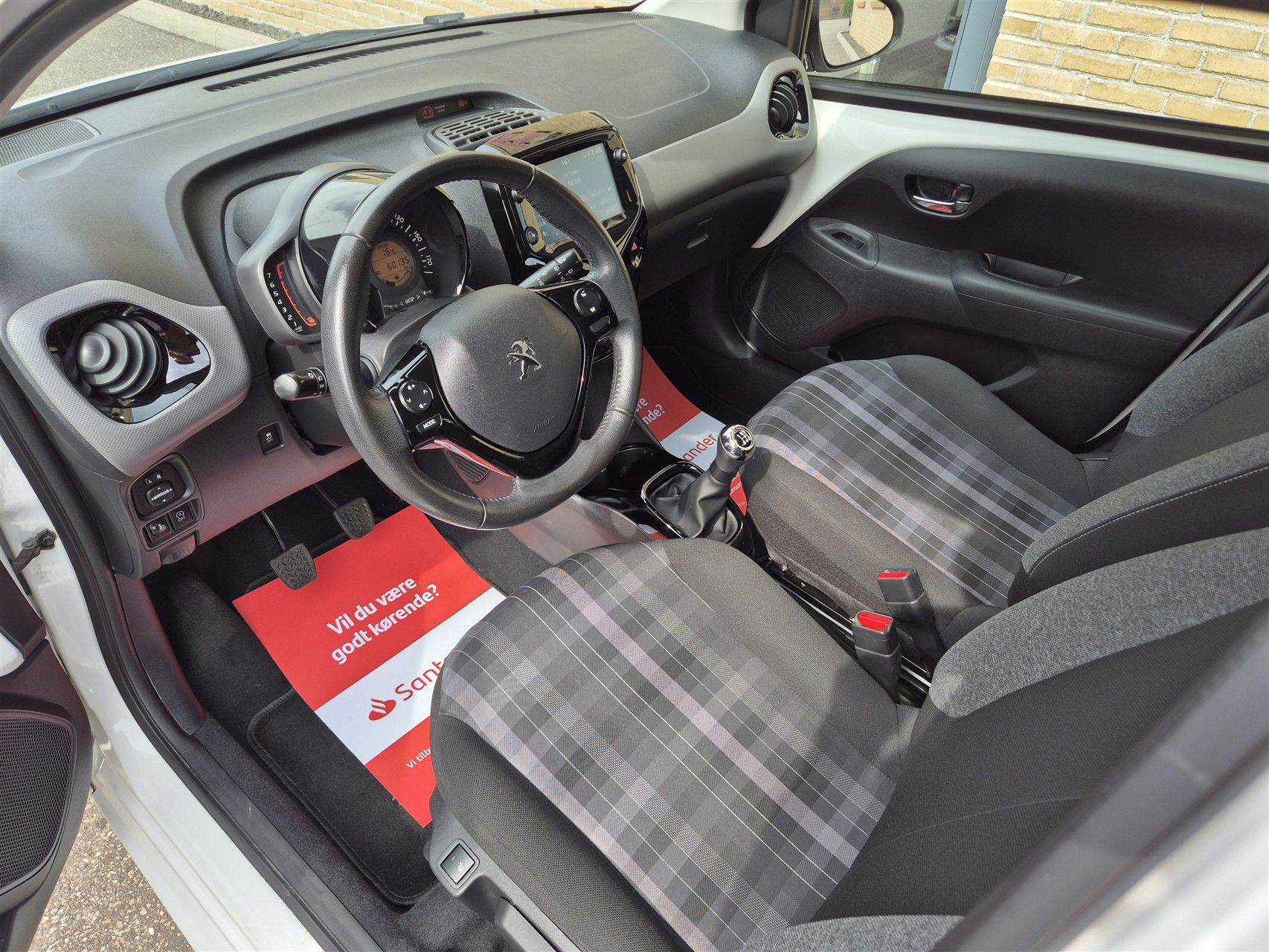 Billede af Peugeot 108 1,0 e-Vti Selection 72HK 5d