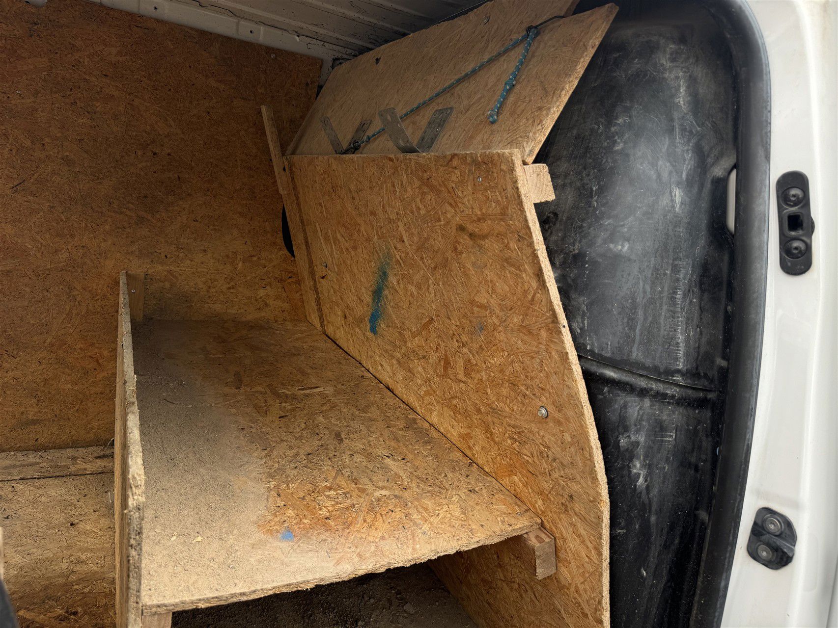 Billede af Opel Combo L2V2 1,5 D Essentia 102HK Van