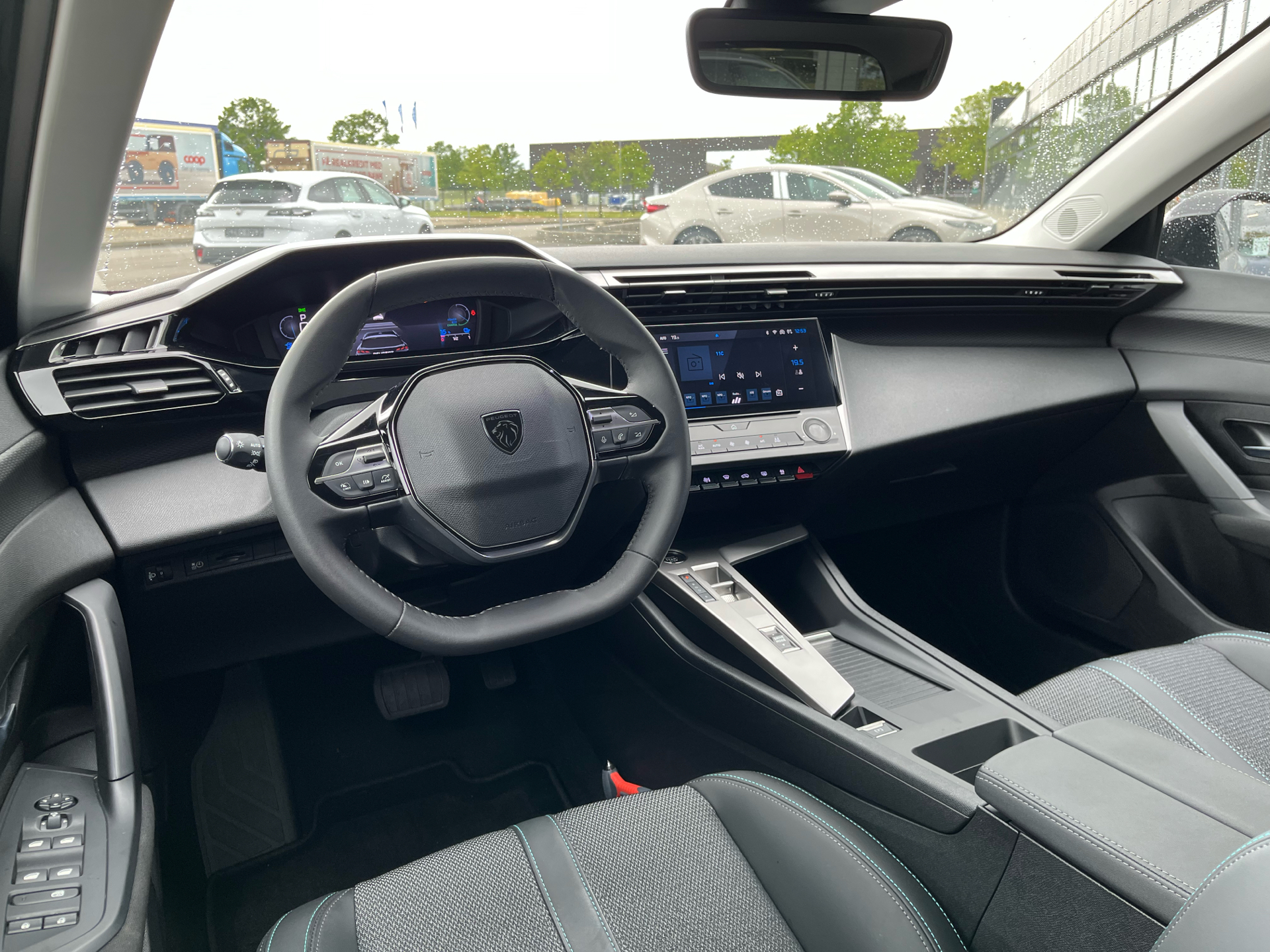 Billede af Peugeot e-308 SW EL Allure 156HK Stc Aut.