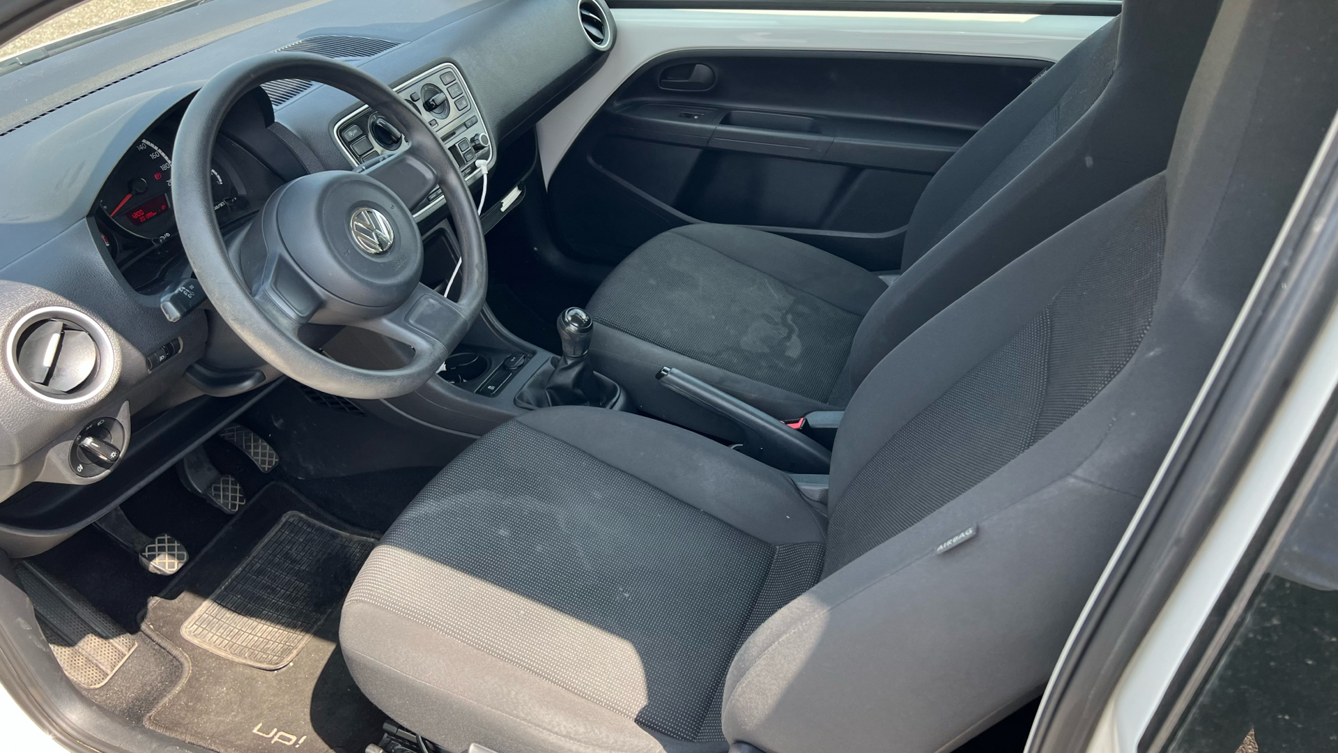 Billede af VW up 1,0 MPI BMT Take 60HK 3d