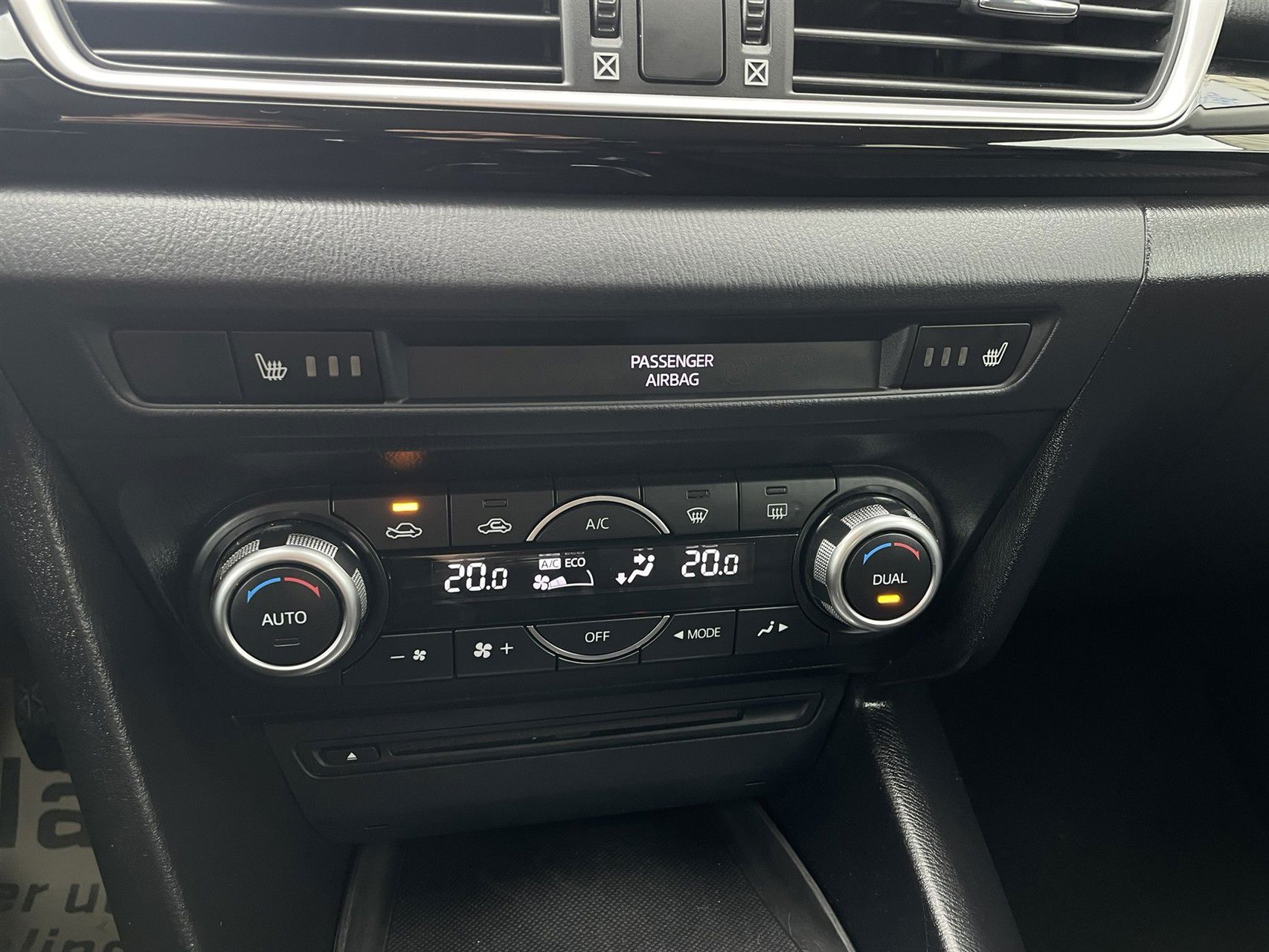 Billede af Mazda 3 2,0 Skyactiv-G Vision 120HK 5d 6g